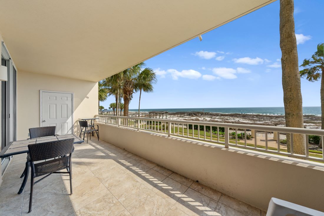 4 Beach Club 208C Balcony