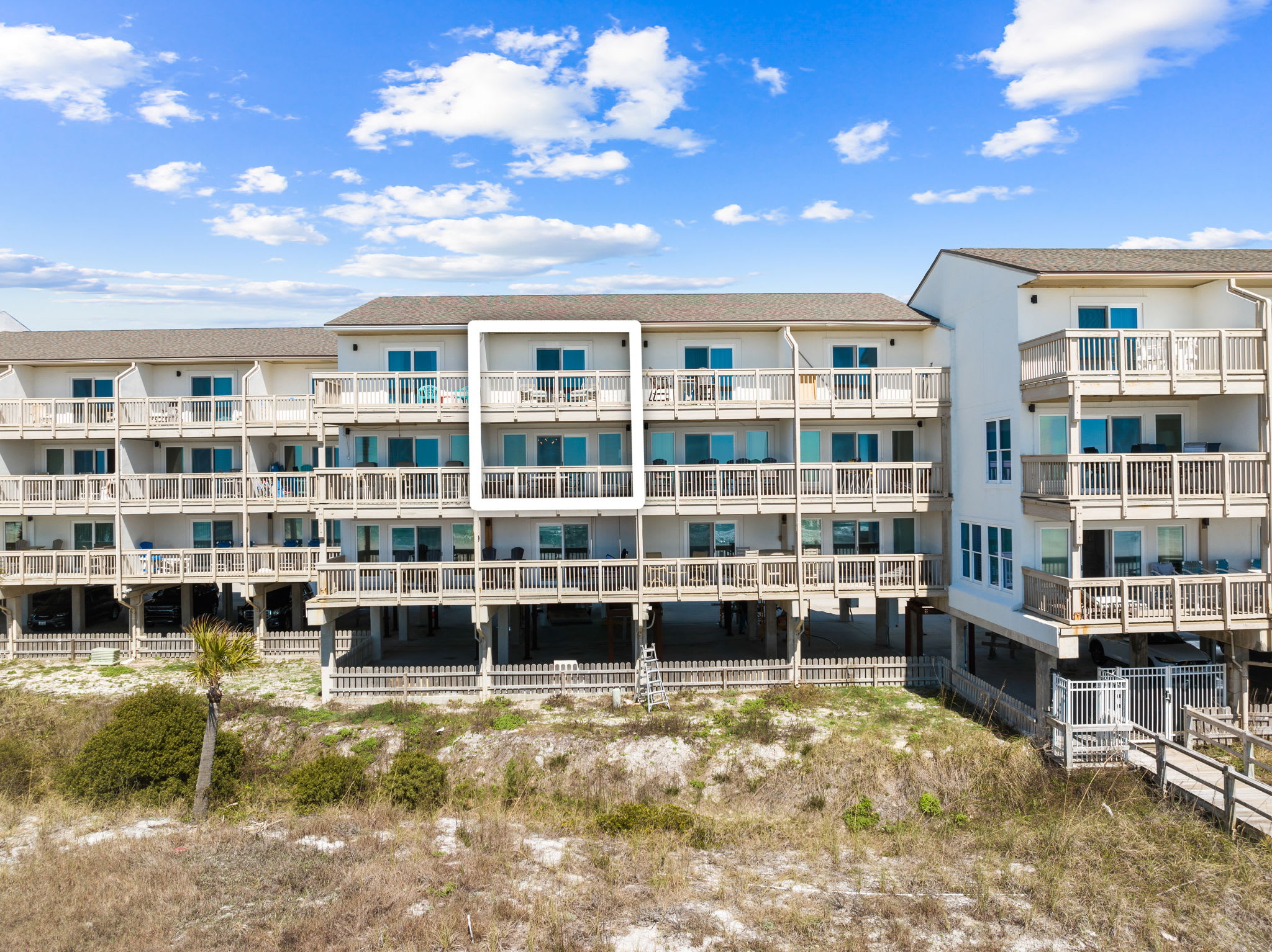 Unit is on 3rd and 4th Floors!