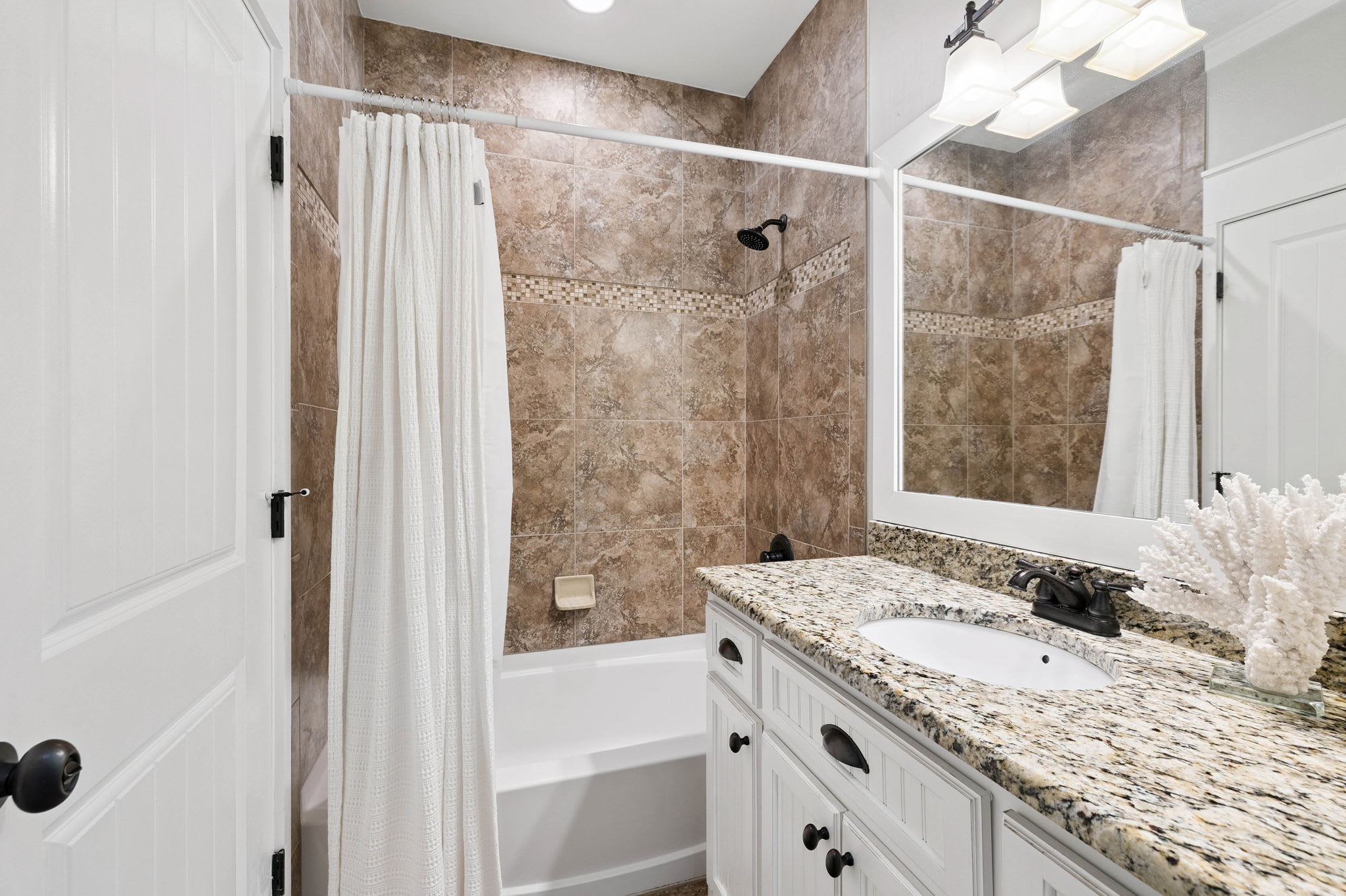 Shared Guest Bathroom - Single Vanity + Shower/Tub Combo