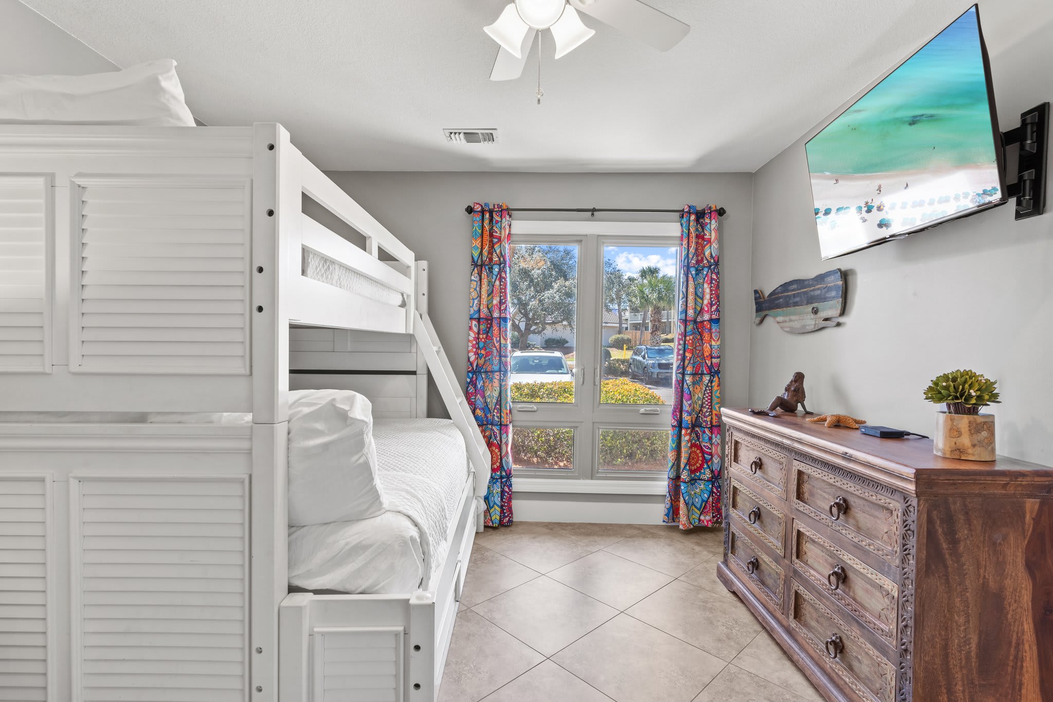 Flatscreen television with cable