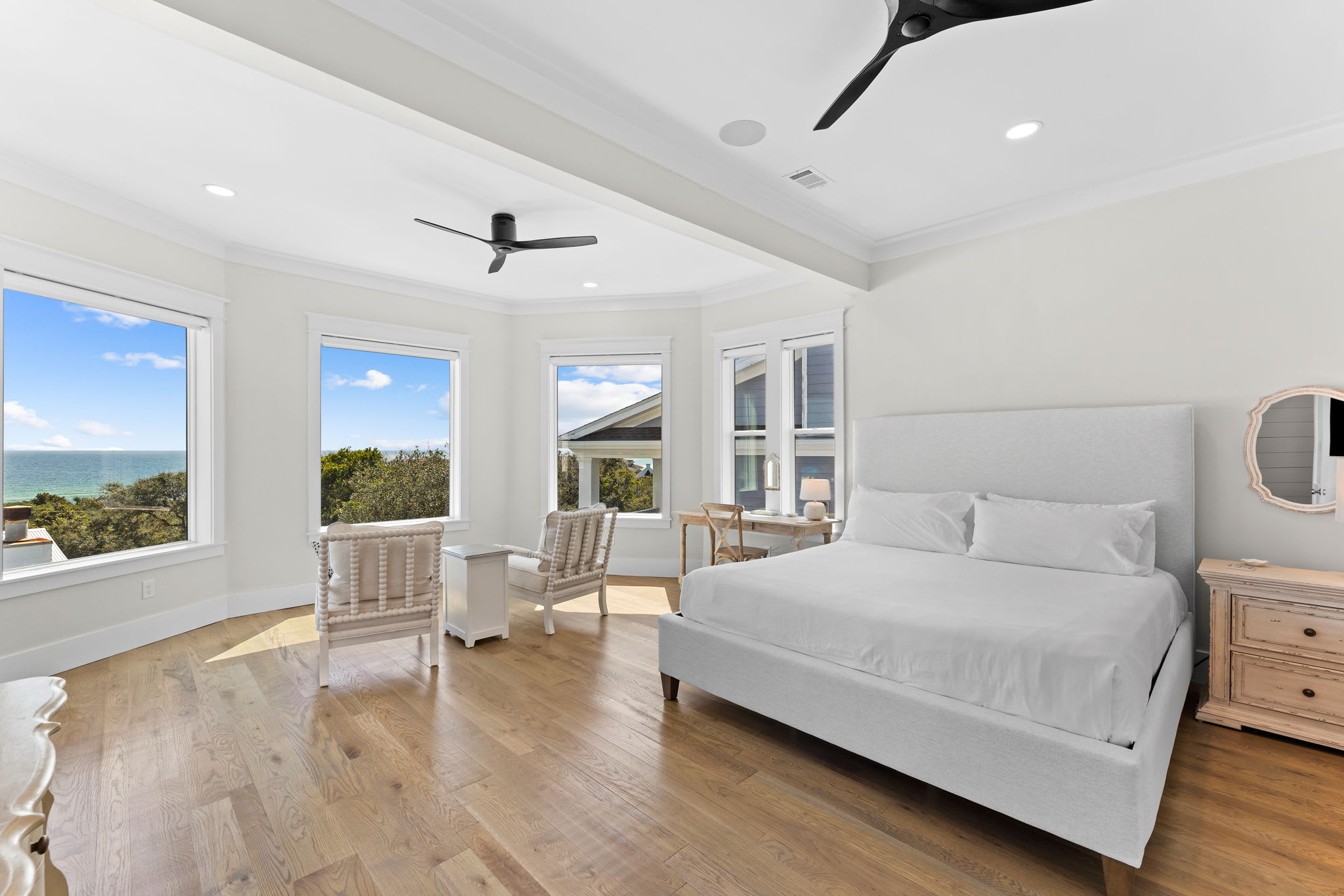 Open, airy 3rd-floor king primary suite