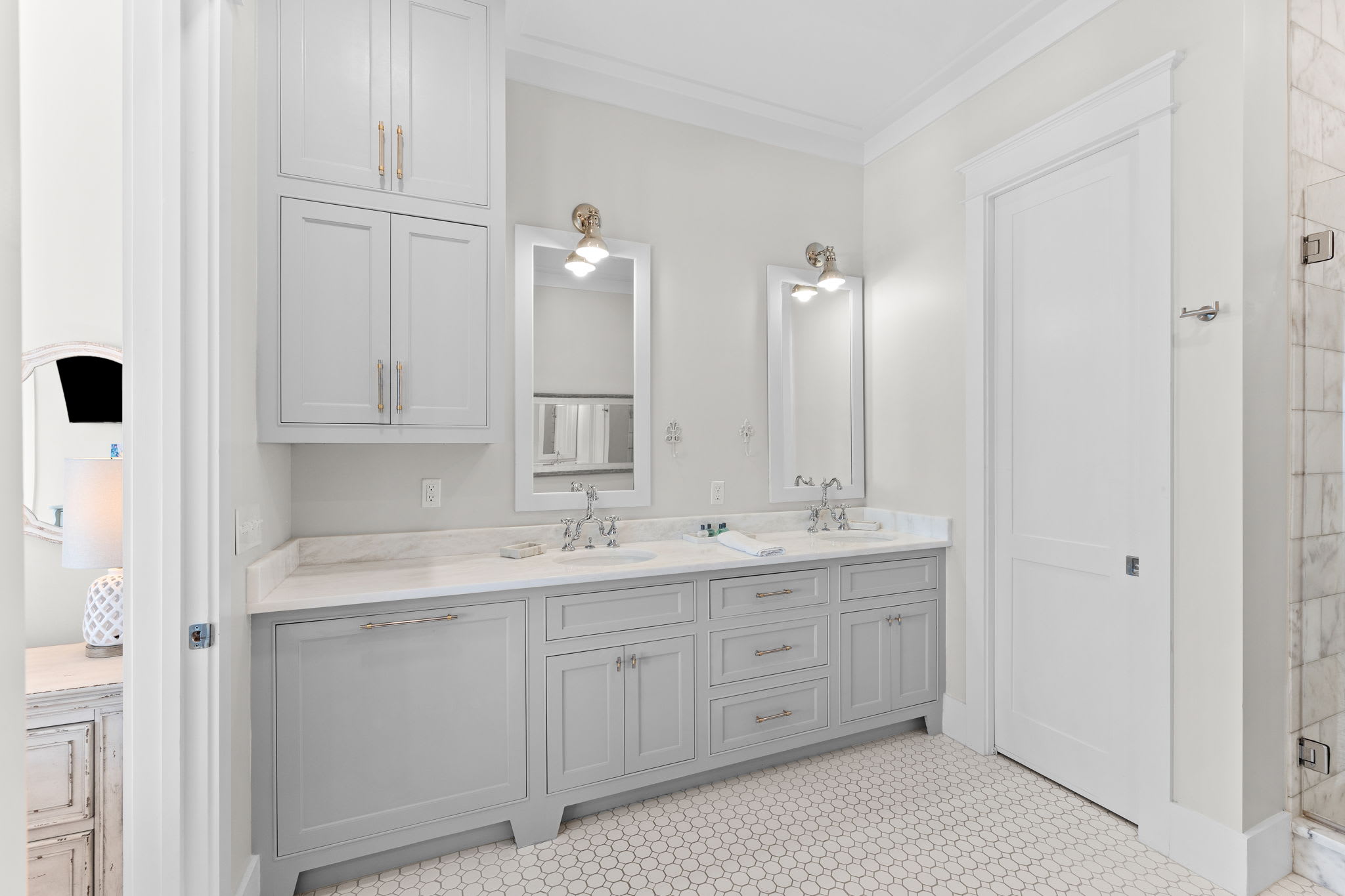 Double Vanities in the Primary En-Suite