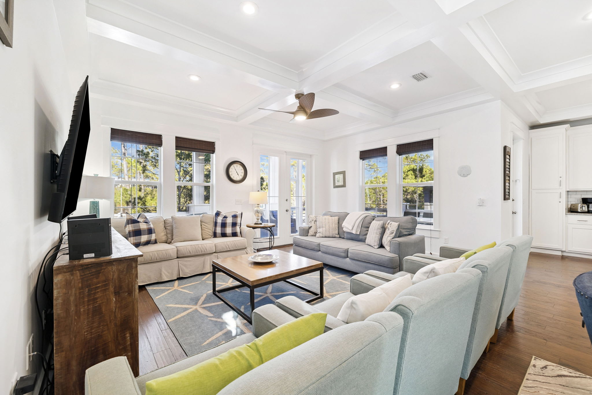 Ample Space to Gather & Entertain!