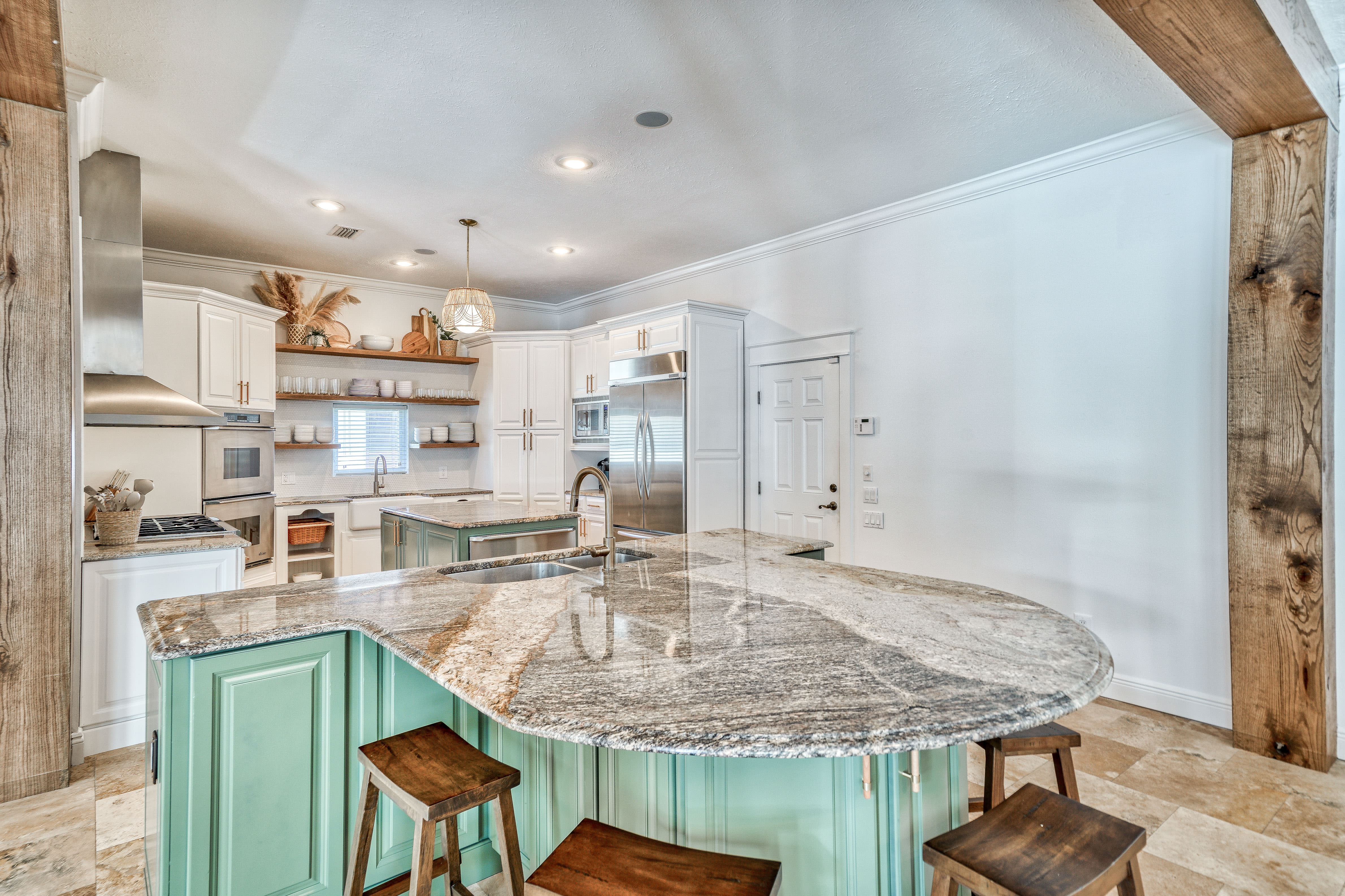 Room for Everyone to Cook Together