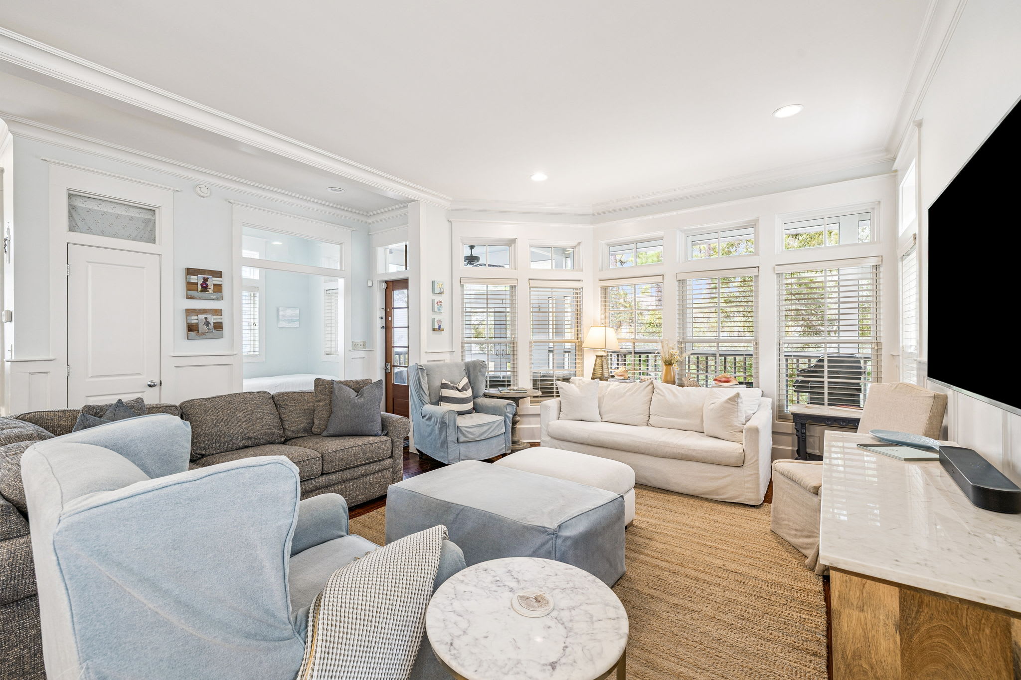 Ample Space to Gather & Entertain!