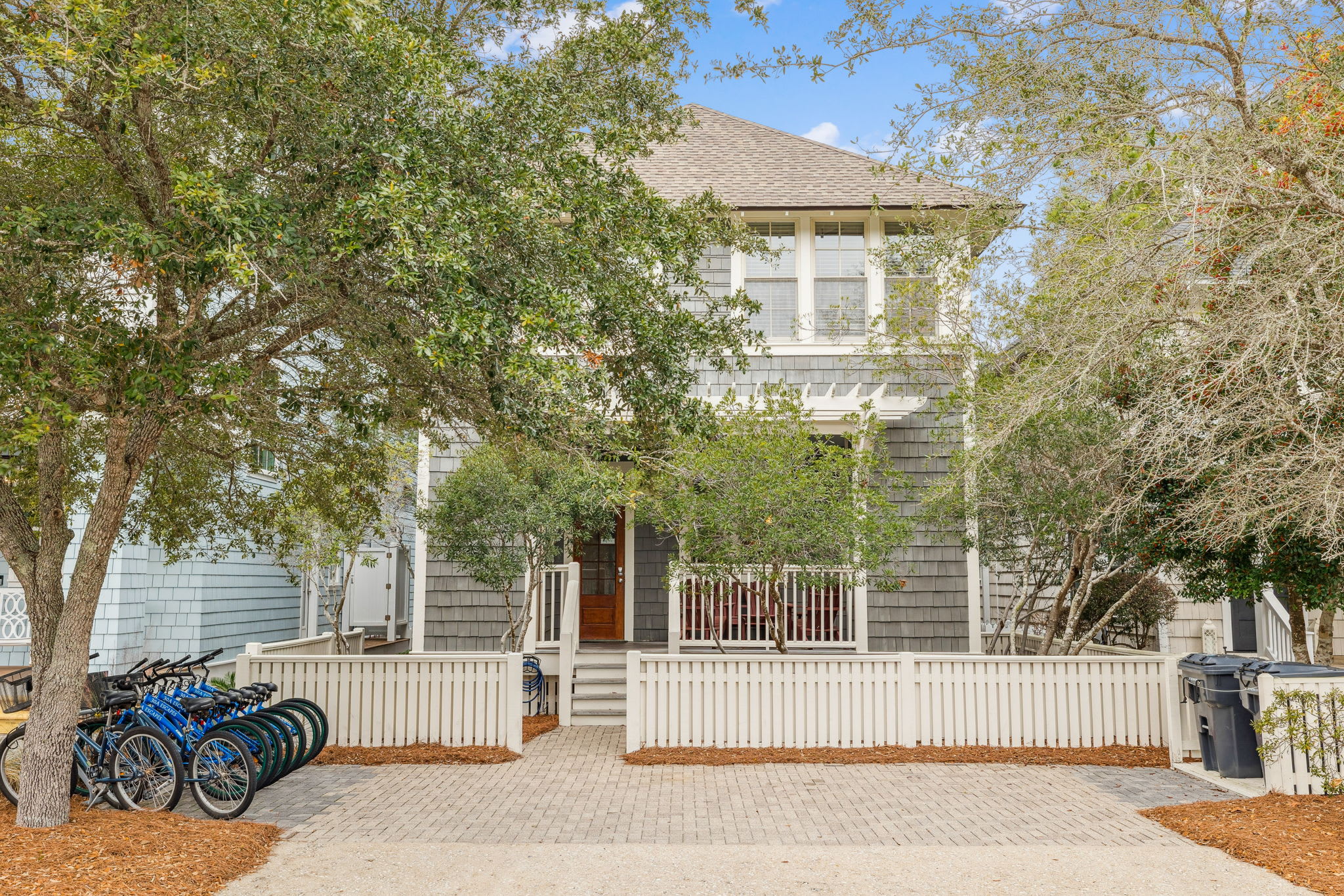 Book Your Next 30A Escape at 'Sea Glass Cottage' Today!