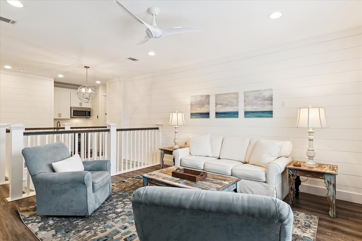 2nd Floor - Living Room