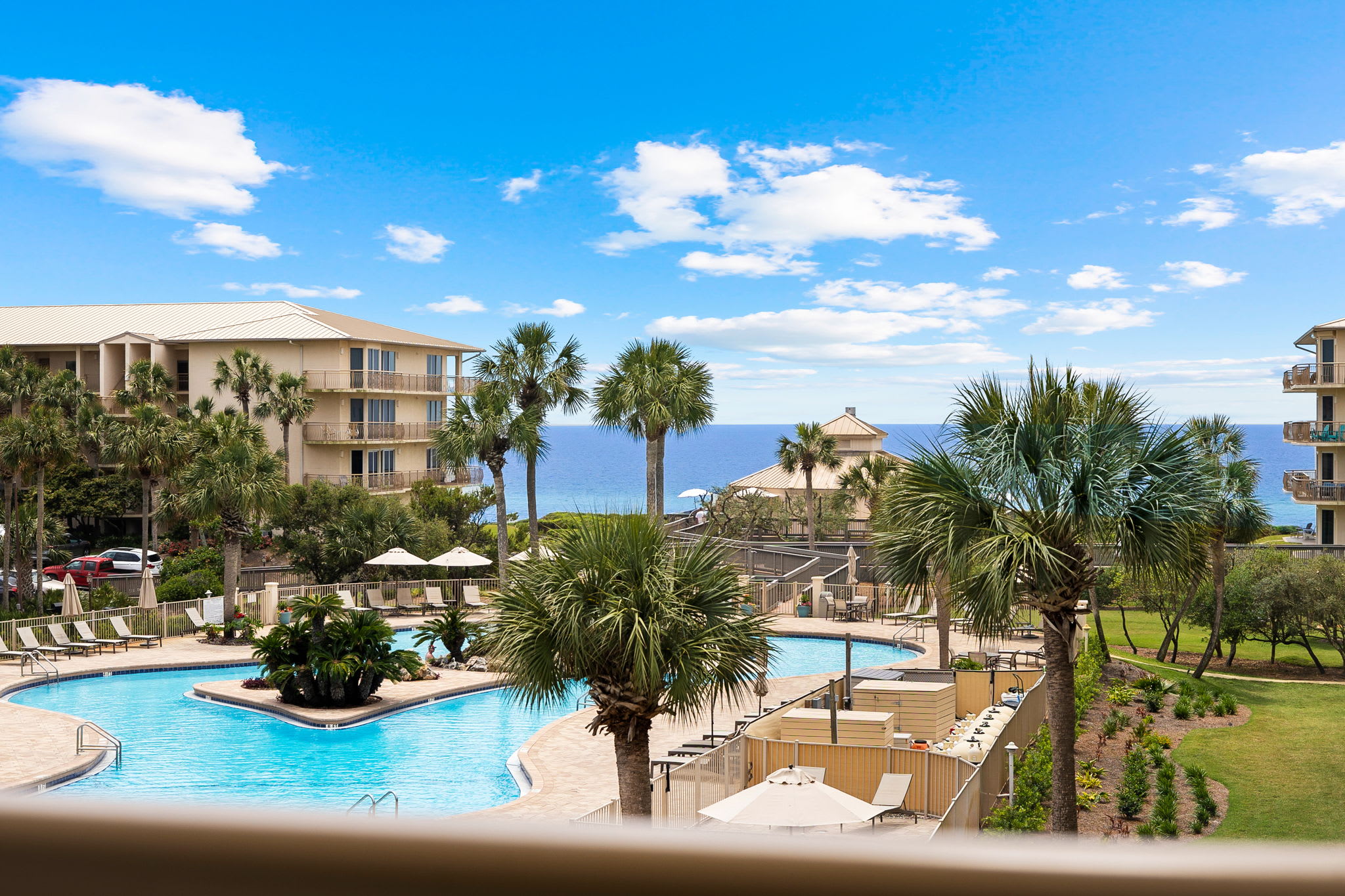 'HP 325 Sandy Bottoms 30A' Pool Views!