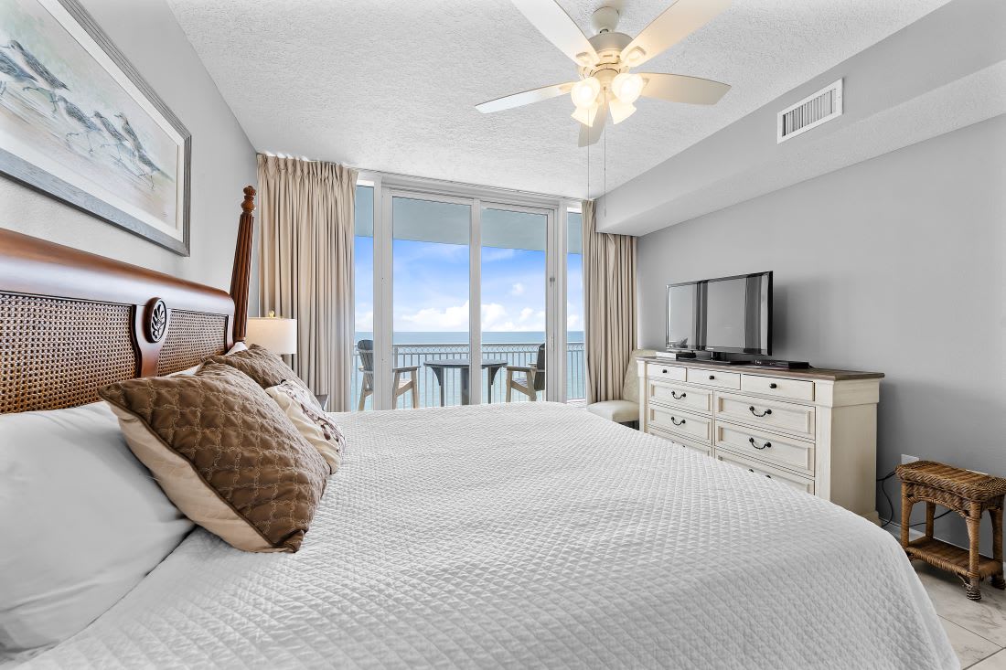 13 Colonnades 1202 Primary Bedroom