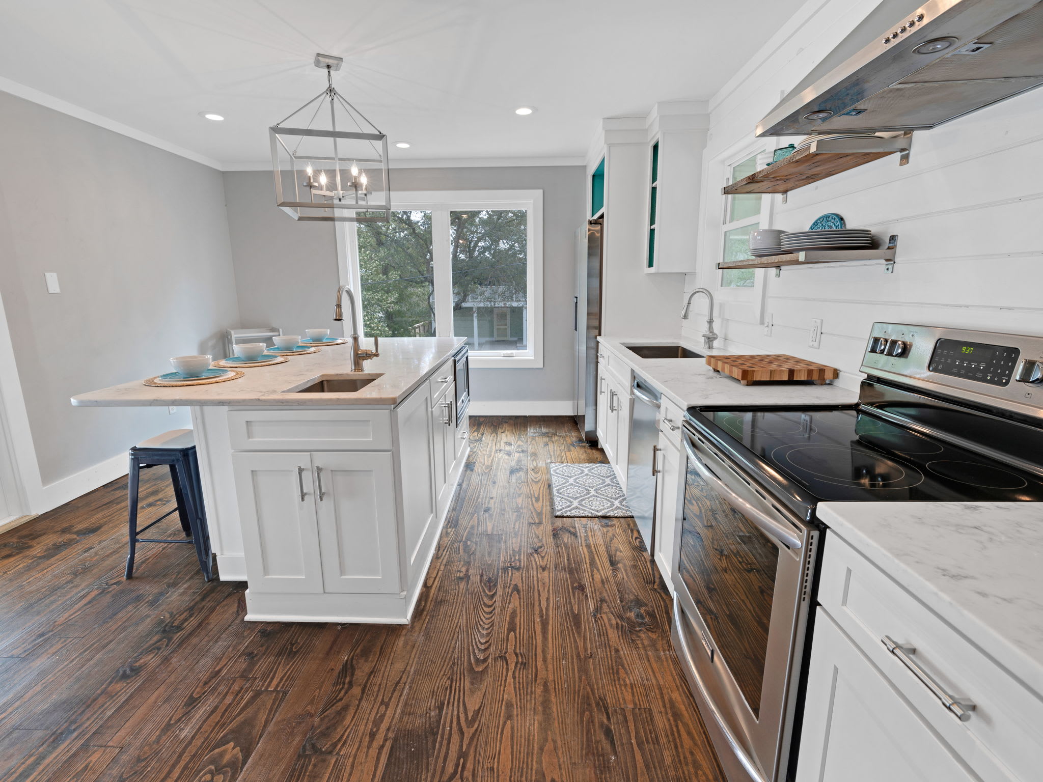 Whip up a Meal in the 2nd Floor Kitchen