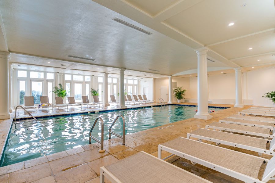 24  BC CLUB INDOOR POOL