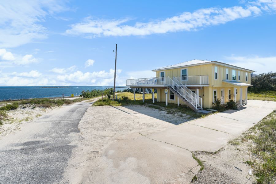 29 POINT EXTERIOR STREET SIDE