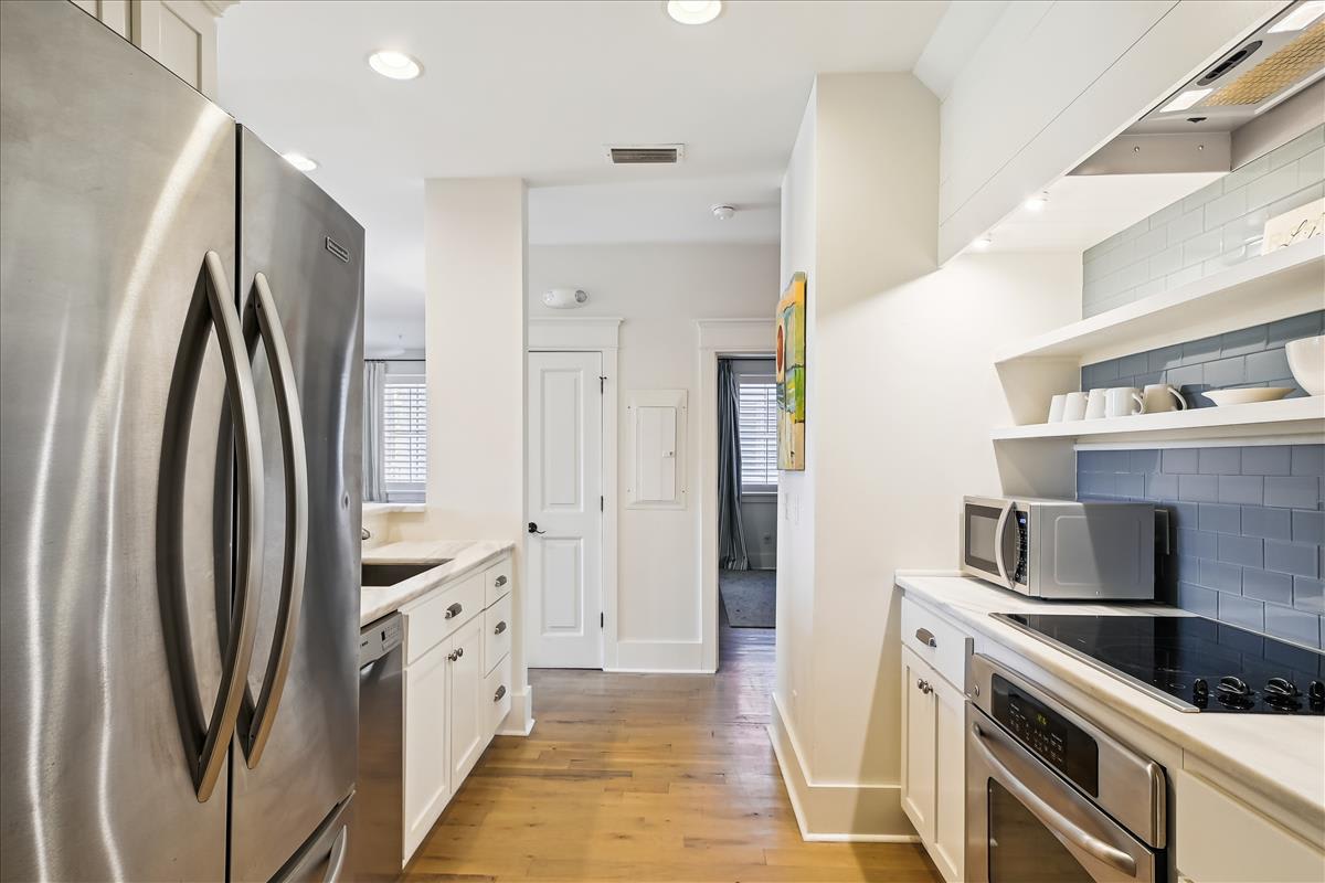 Kitchen - Equipped with High End Appliances