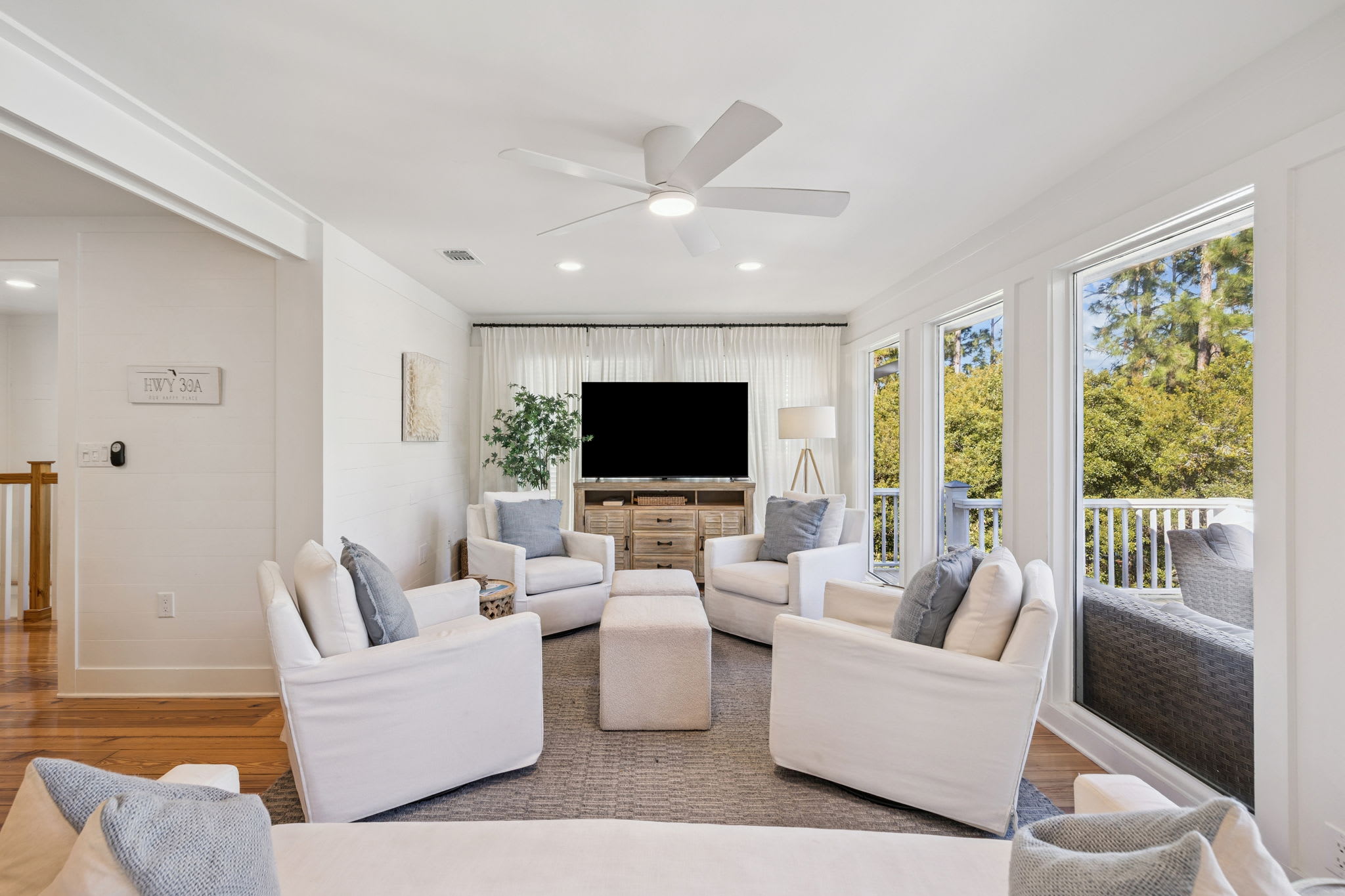 Well Appointed Living Area - Offering Lake Views!