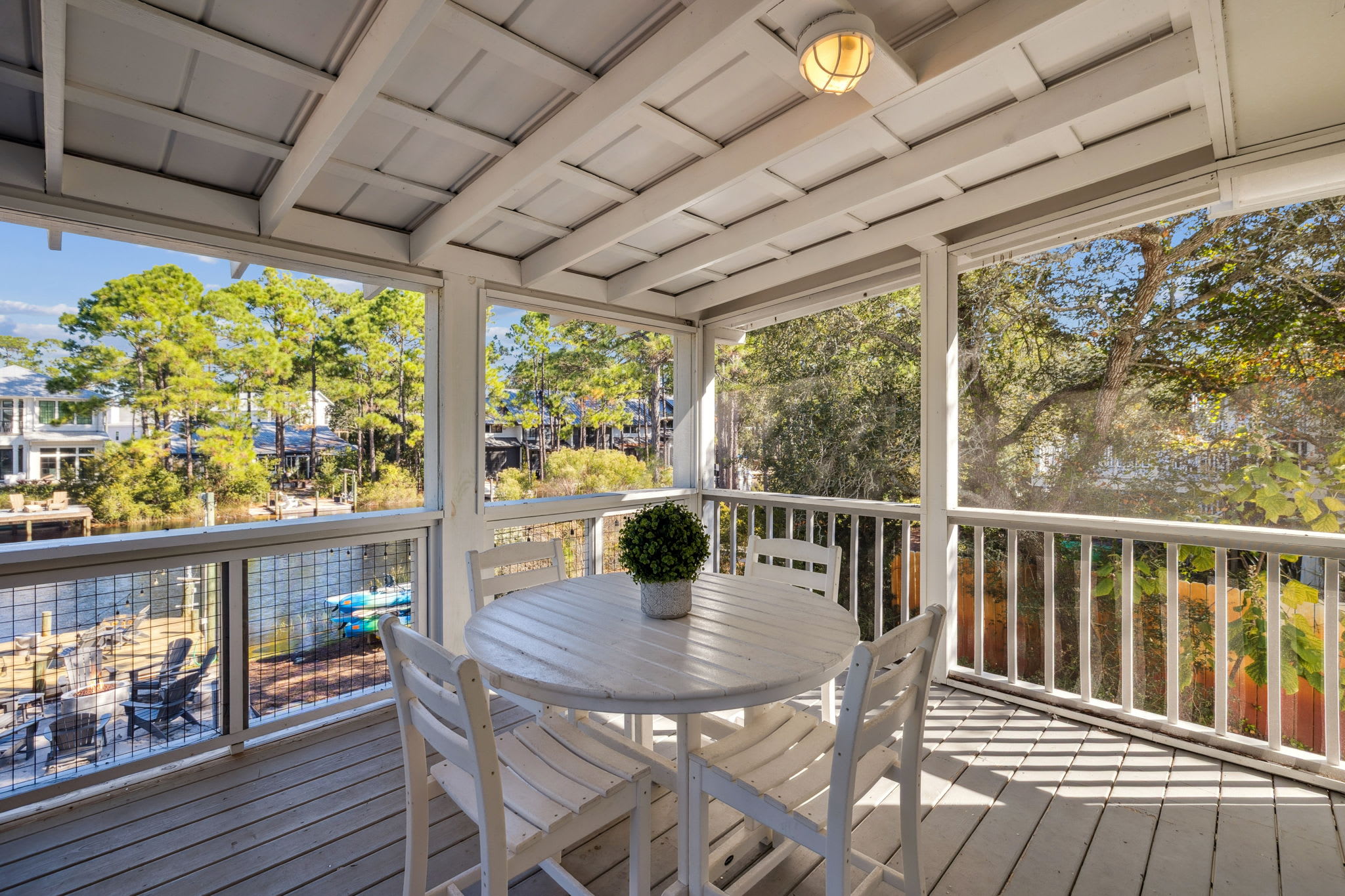 Enjoy Al Fresco Dining for 4 on the Screened-In Porch