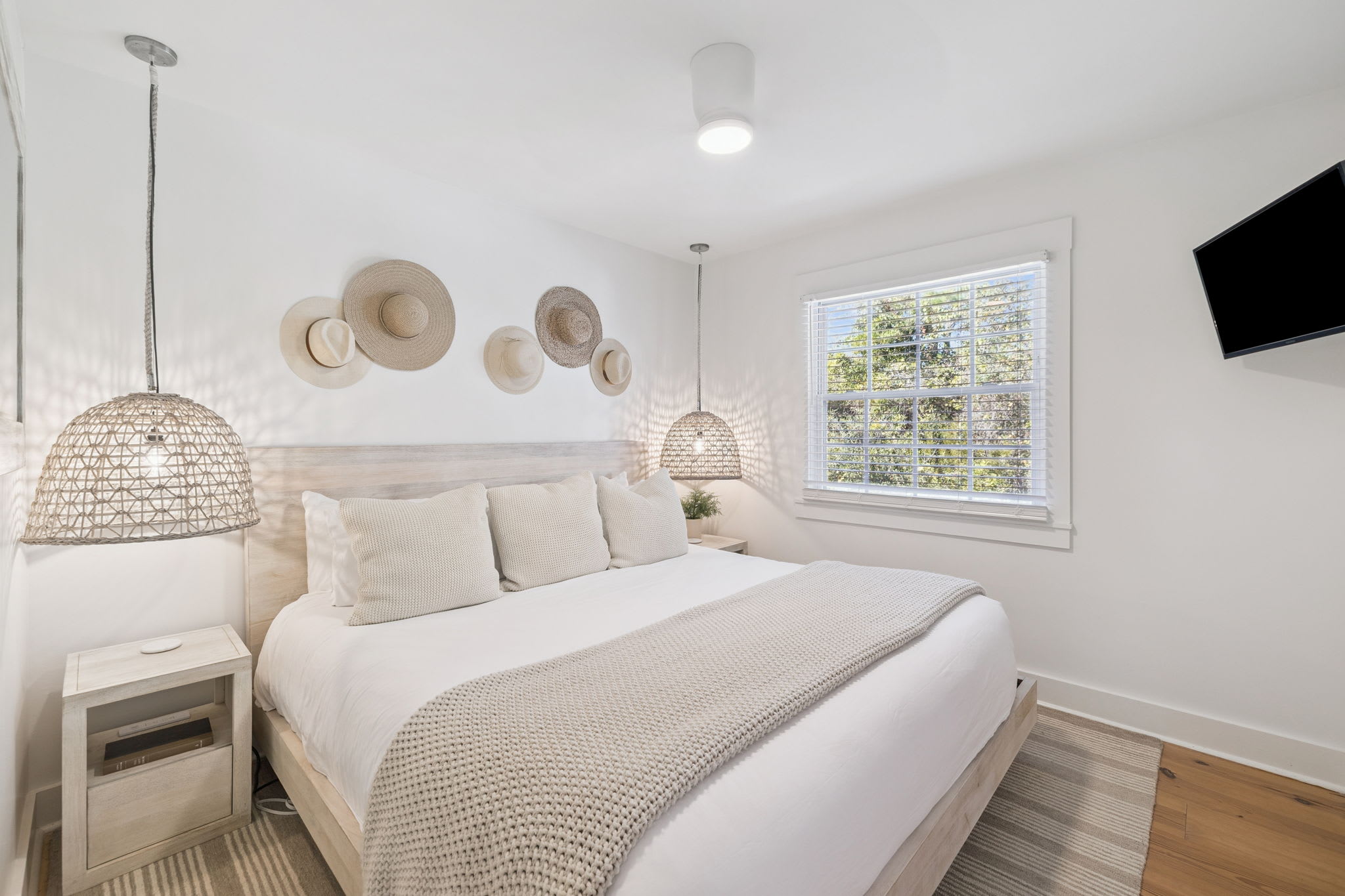 2nd Floor - King Guest Suite