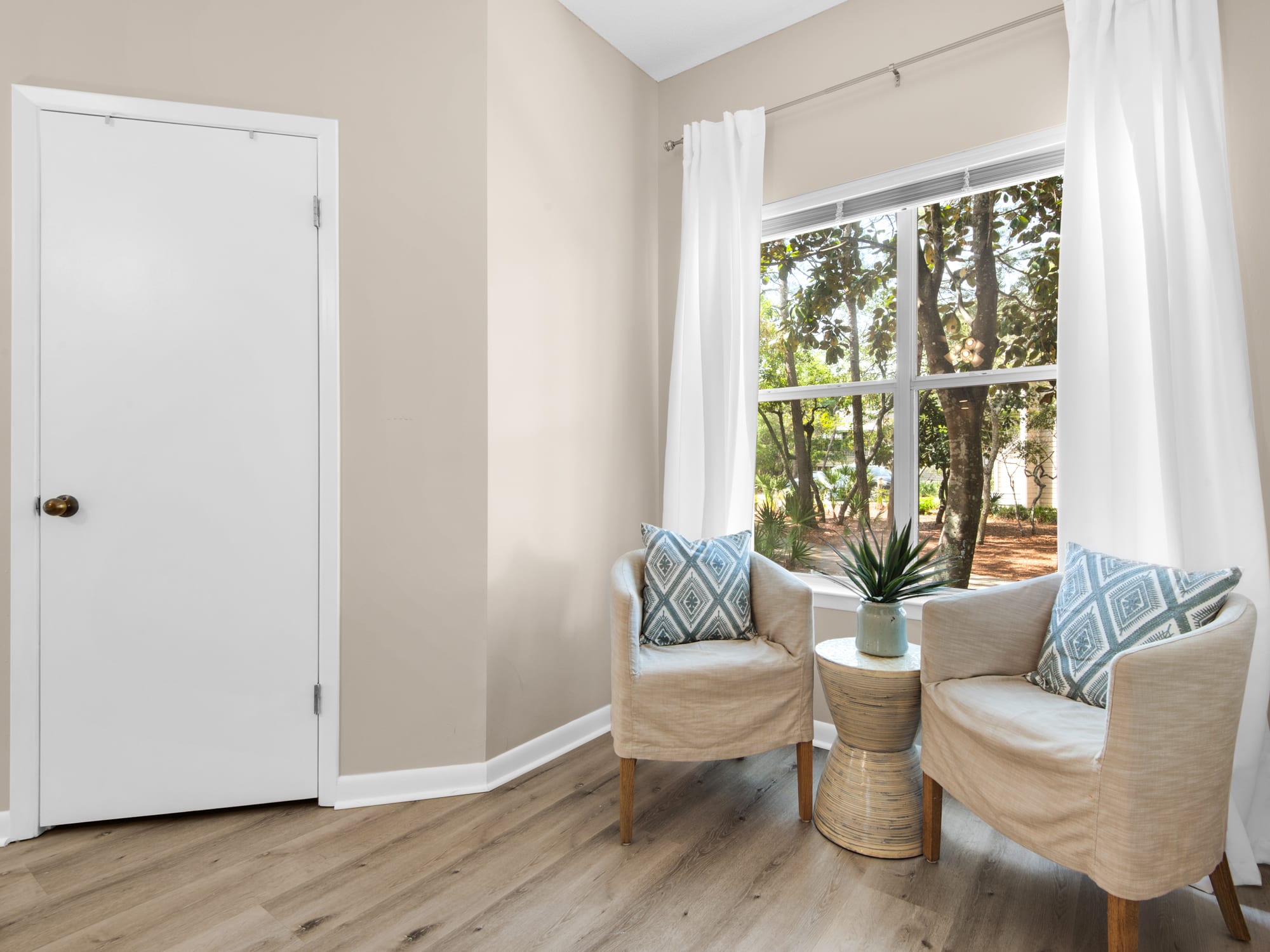 Sitting Area in Primary Bedroom