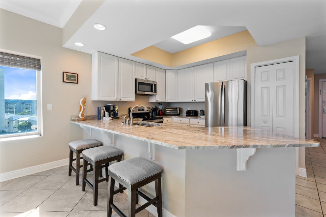 9 San Carlos 309 Dining Area