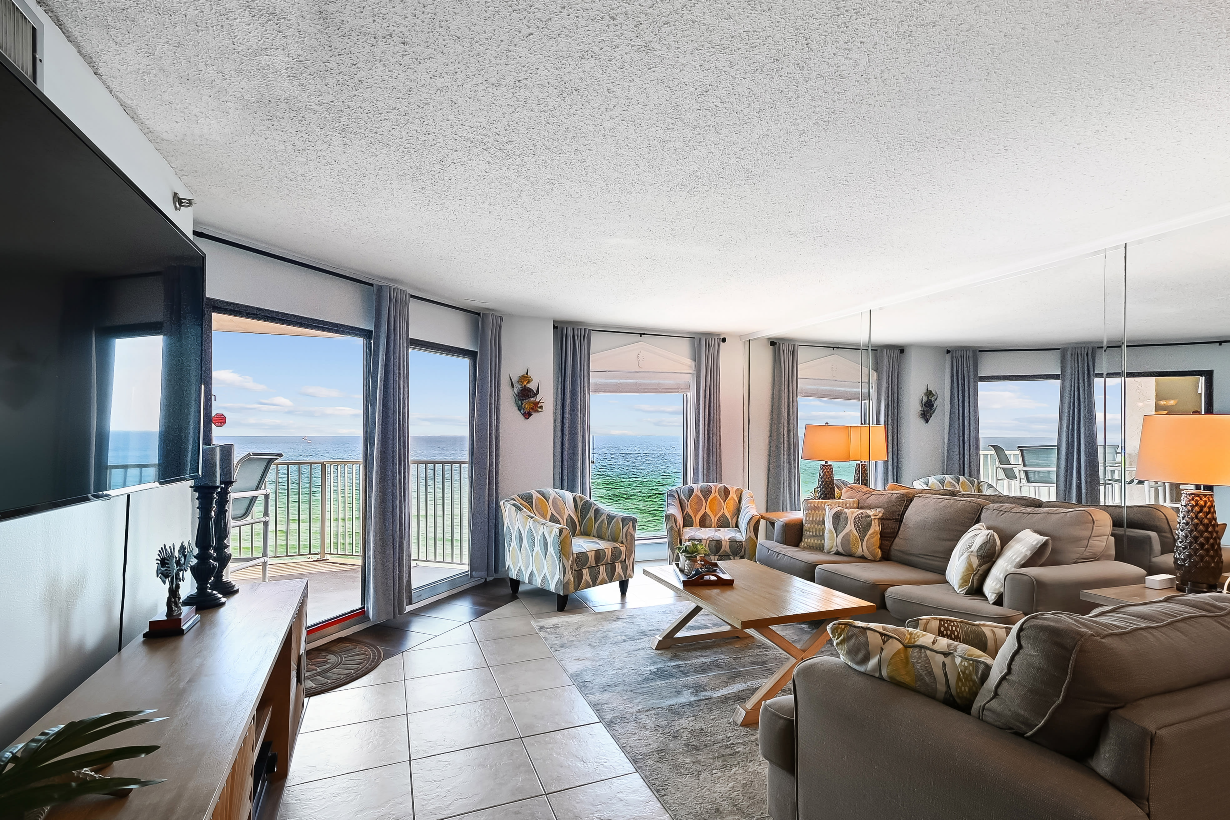 interiors-living room-dsc5410