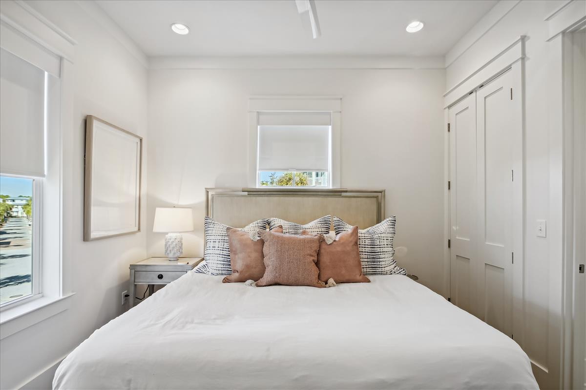 2nd Floor - King Guest Suite