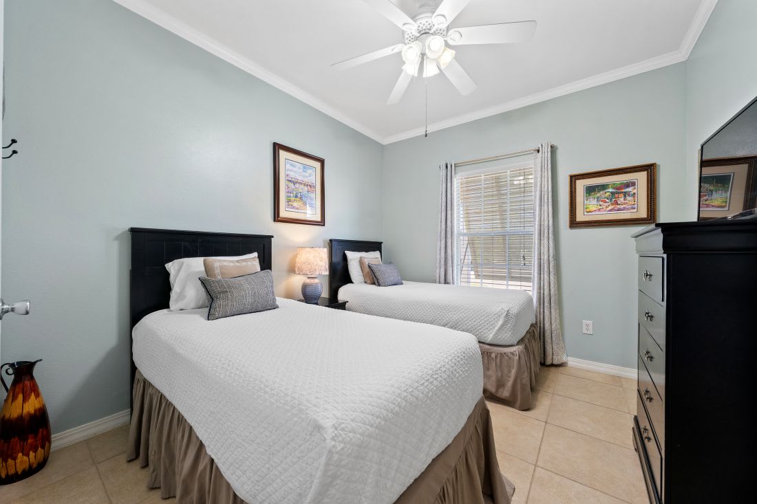 18 OB Villas Dockside Bedroom 3