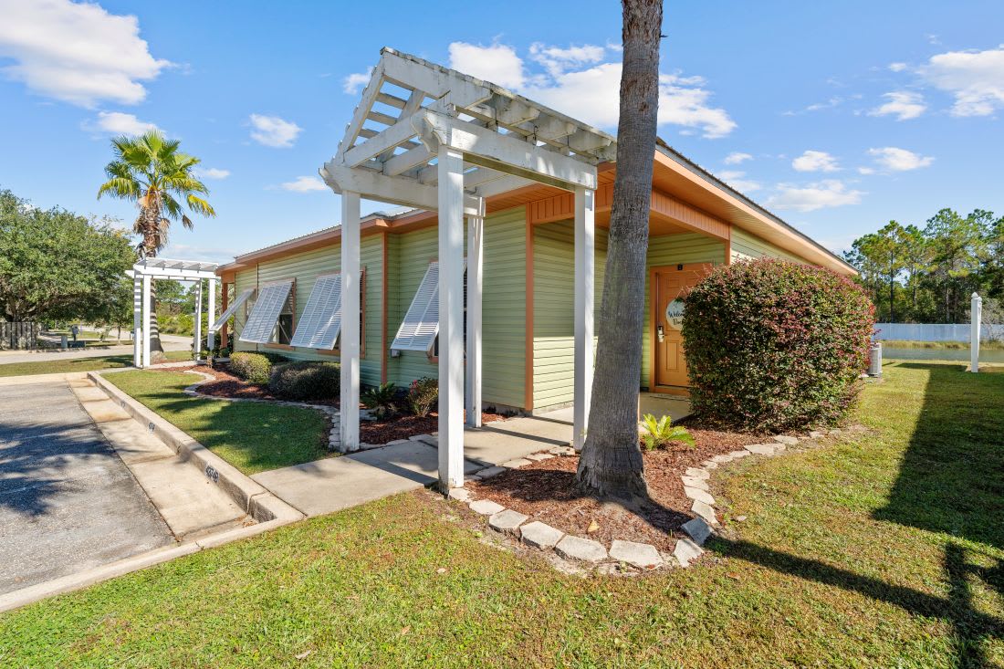 26 OB Villas Dockside Front Exterior