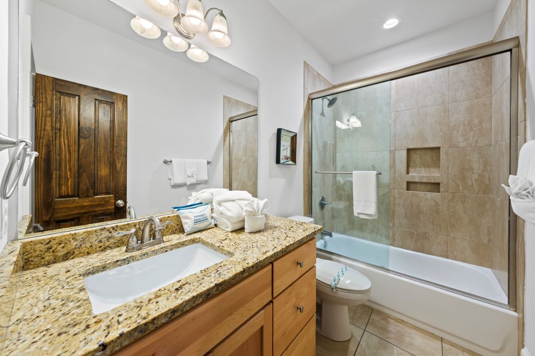 Summer Salt 4 Bathroom 3