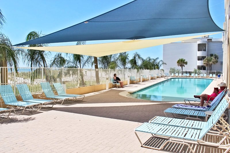 1 - Outdoor Pool with Sun Shade (1)