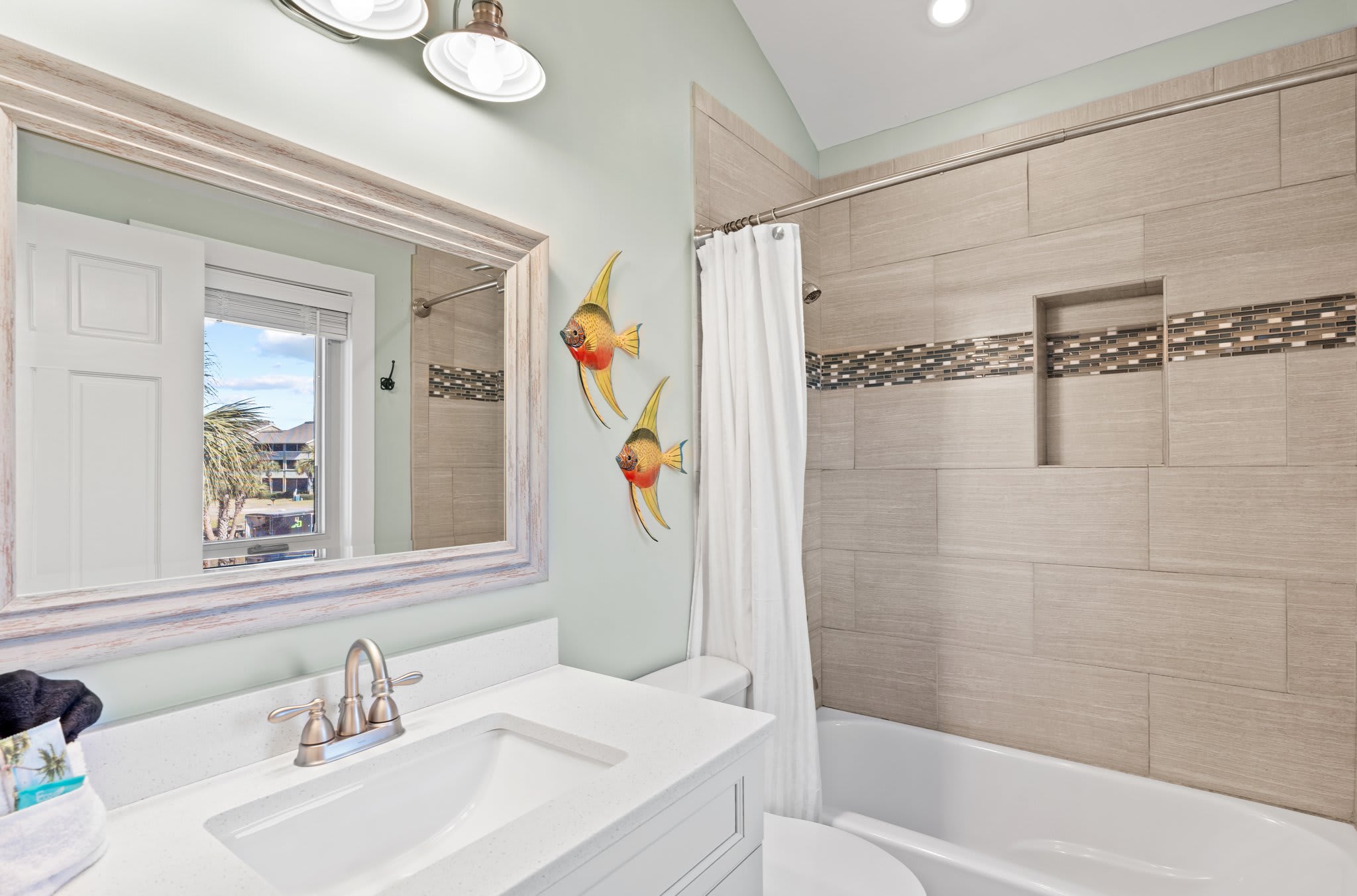 Guest bathroom with tub