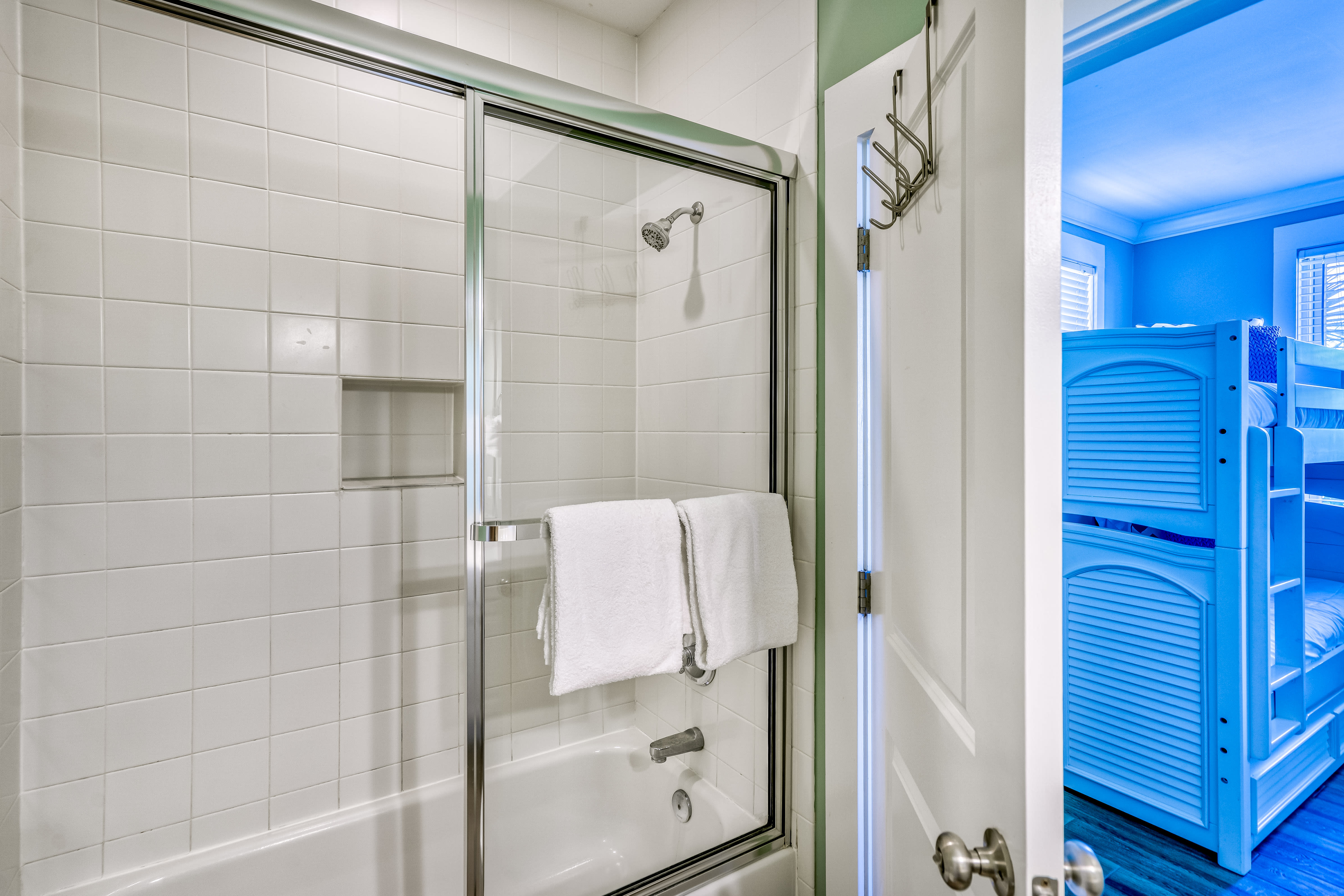 Jack and Jill Guest Bathroom