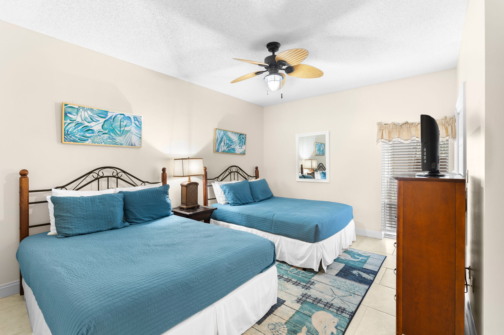 Queen Guest Suite - 2 Queen Beds