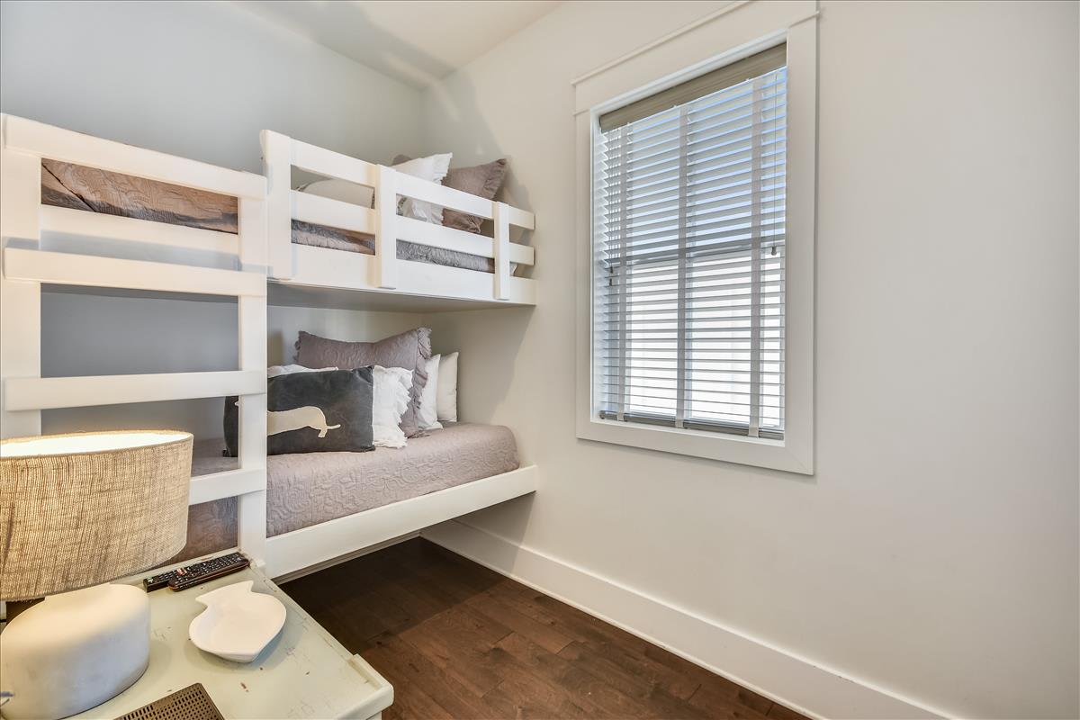 2nd Floor Bunk Room - Twin over Twin Bunk Beds