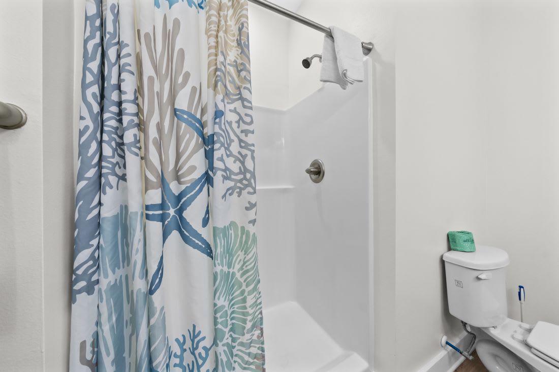 Lil J's Getaway Primary Bathroom