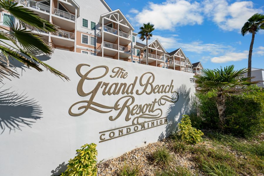 1 Grand Beach Resort