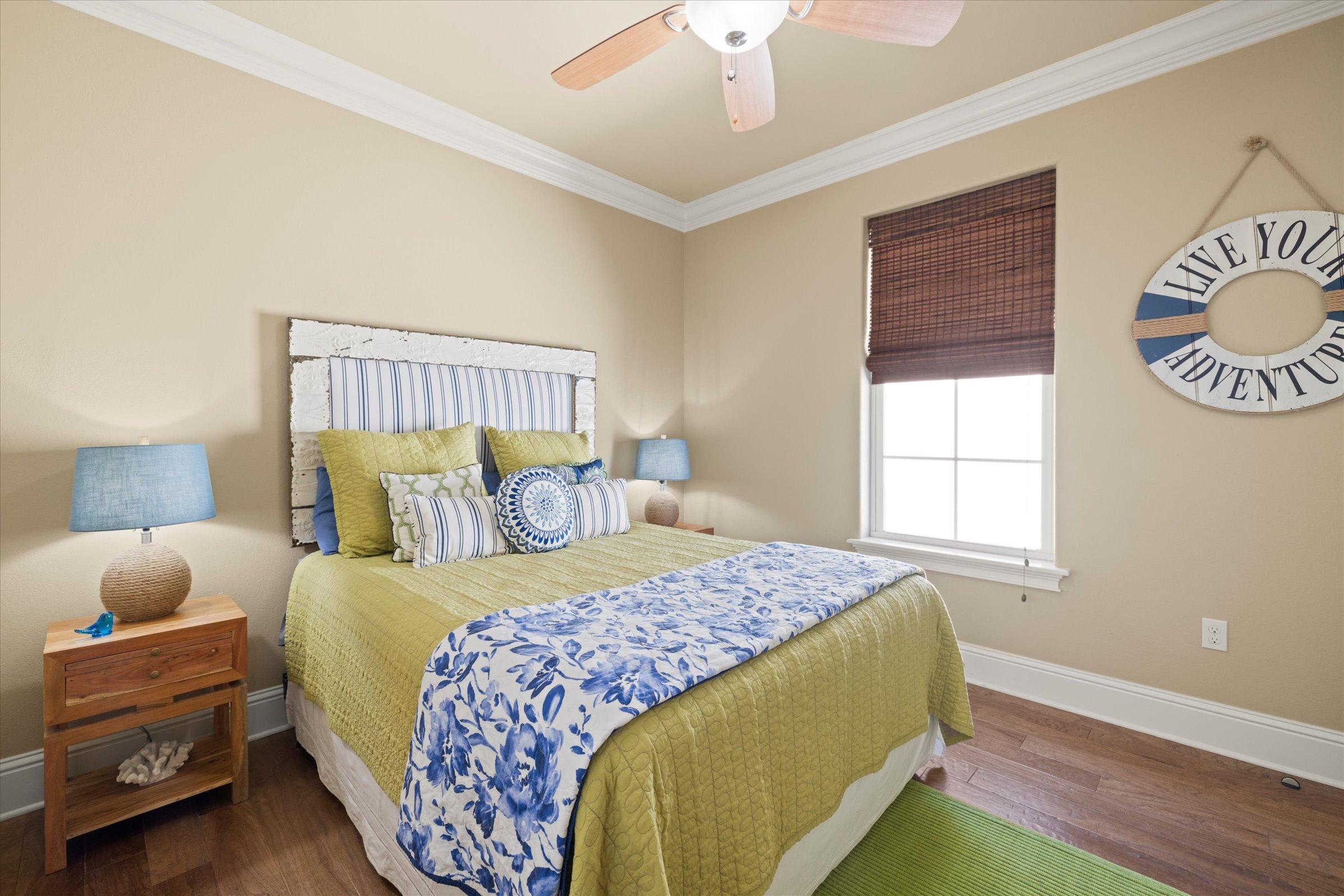 Guest Bedroom - Queen