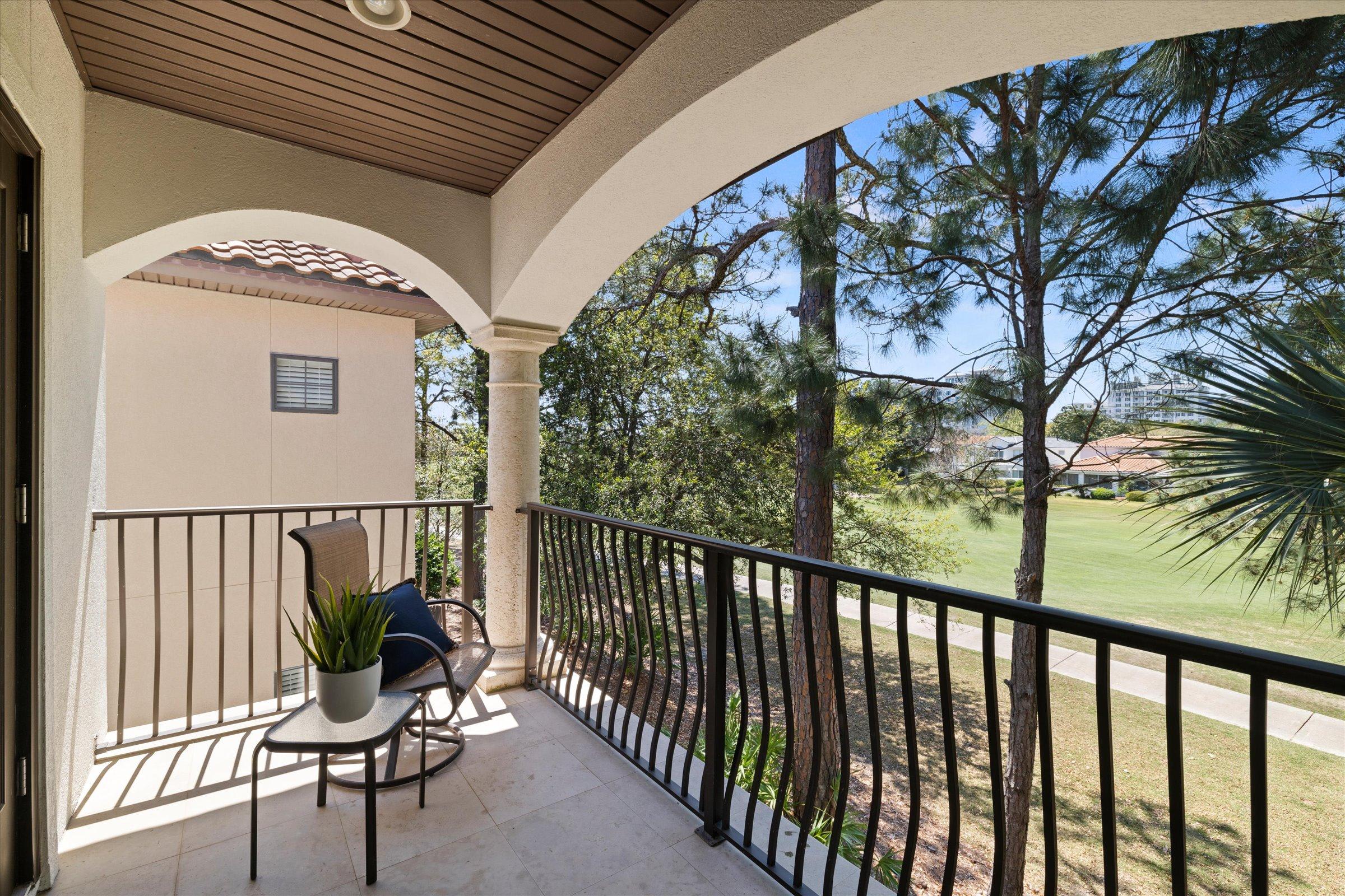 Master Bedroom Lanai