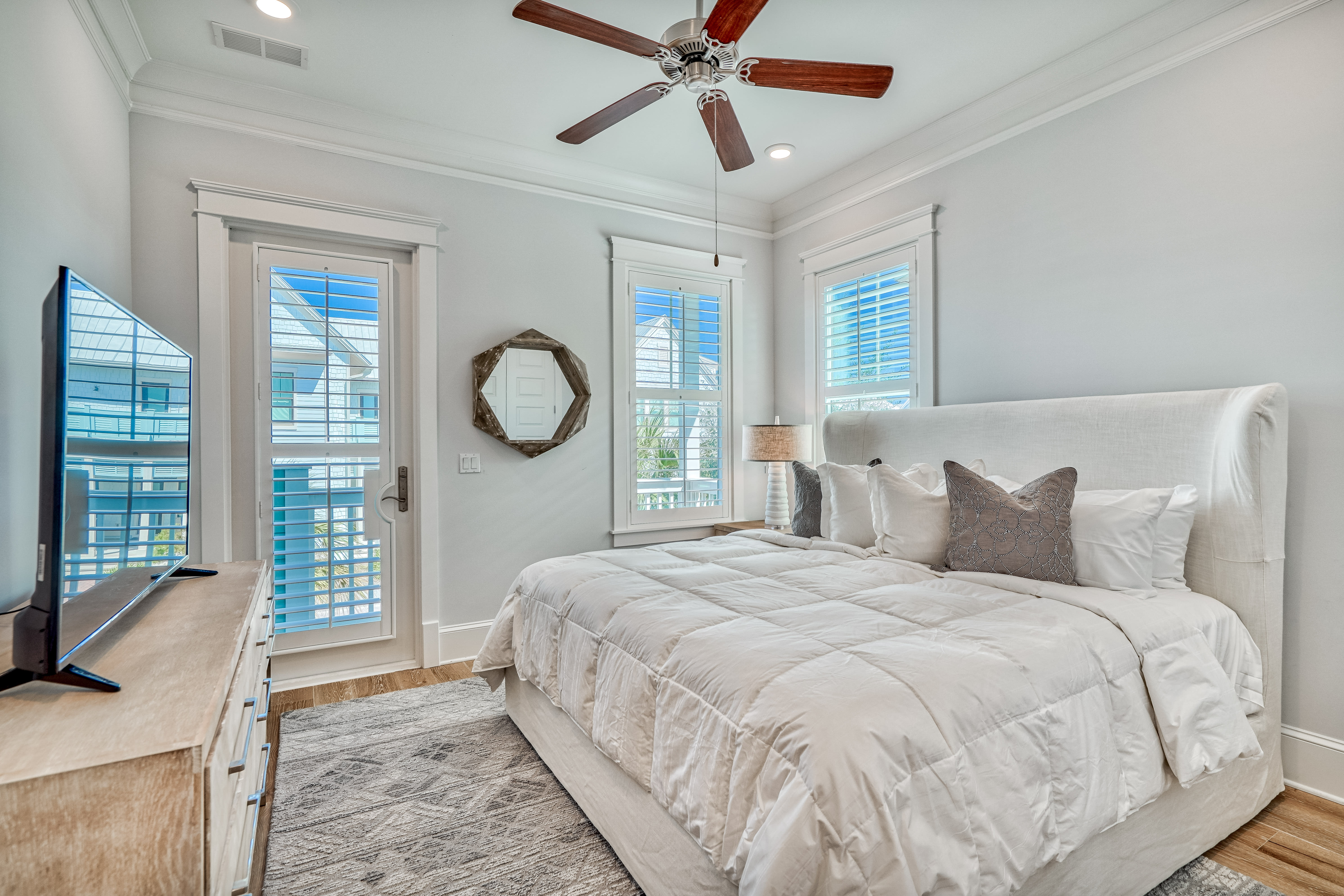 2nd Floor Guest Bedroom - Furnished with a King Size Bed