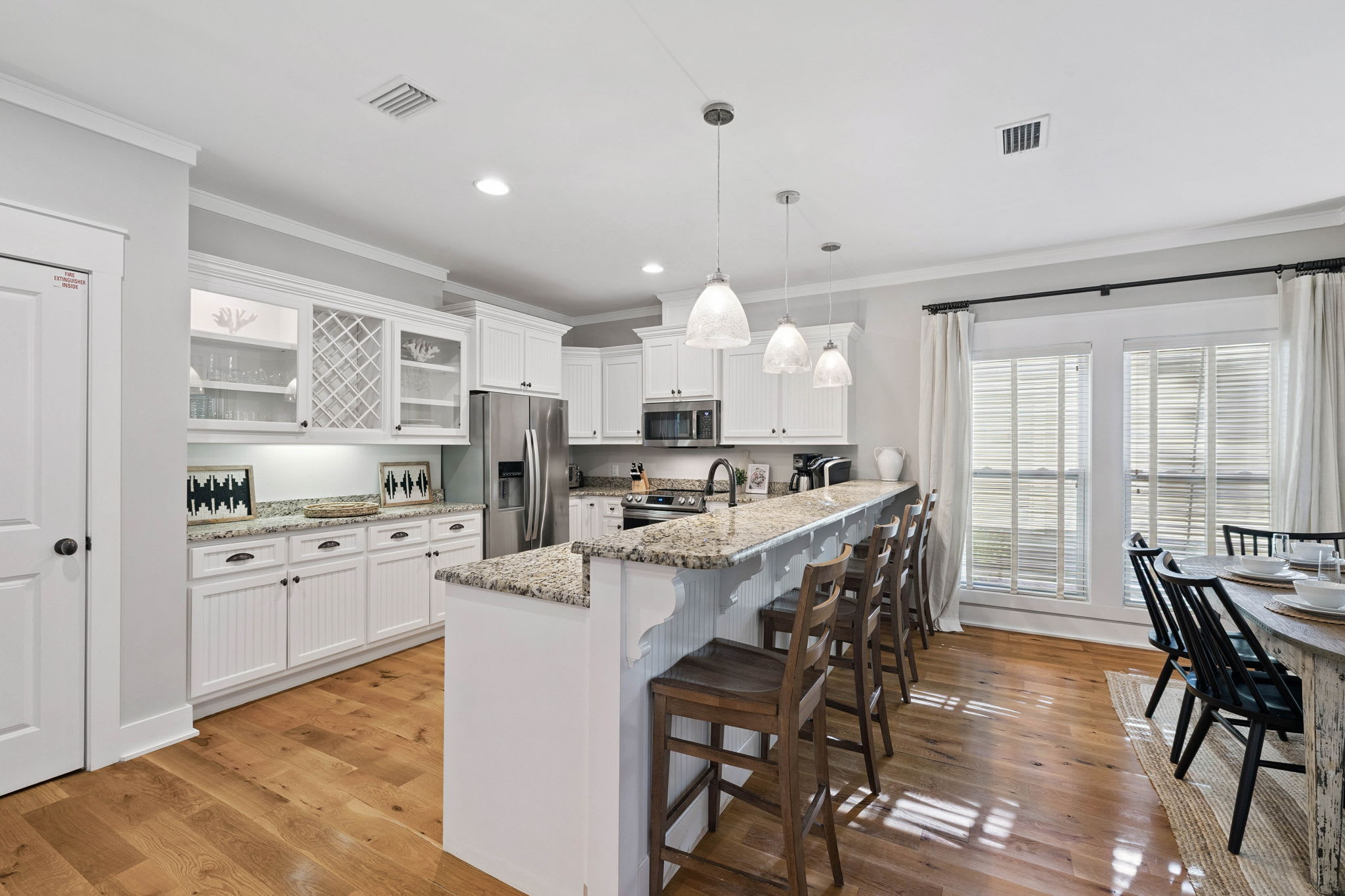 Well Appointed Chef's Kitchen!