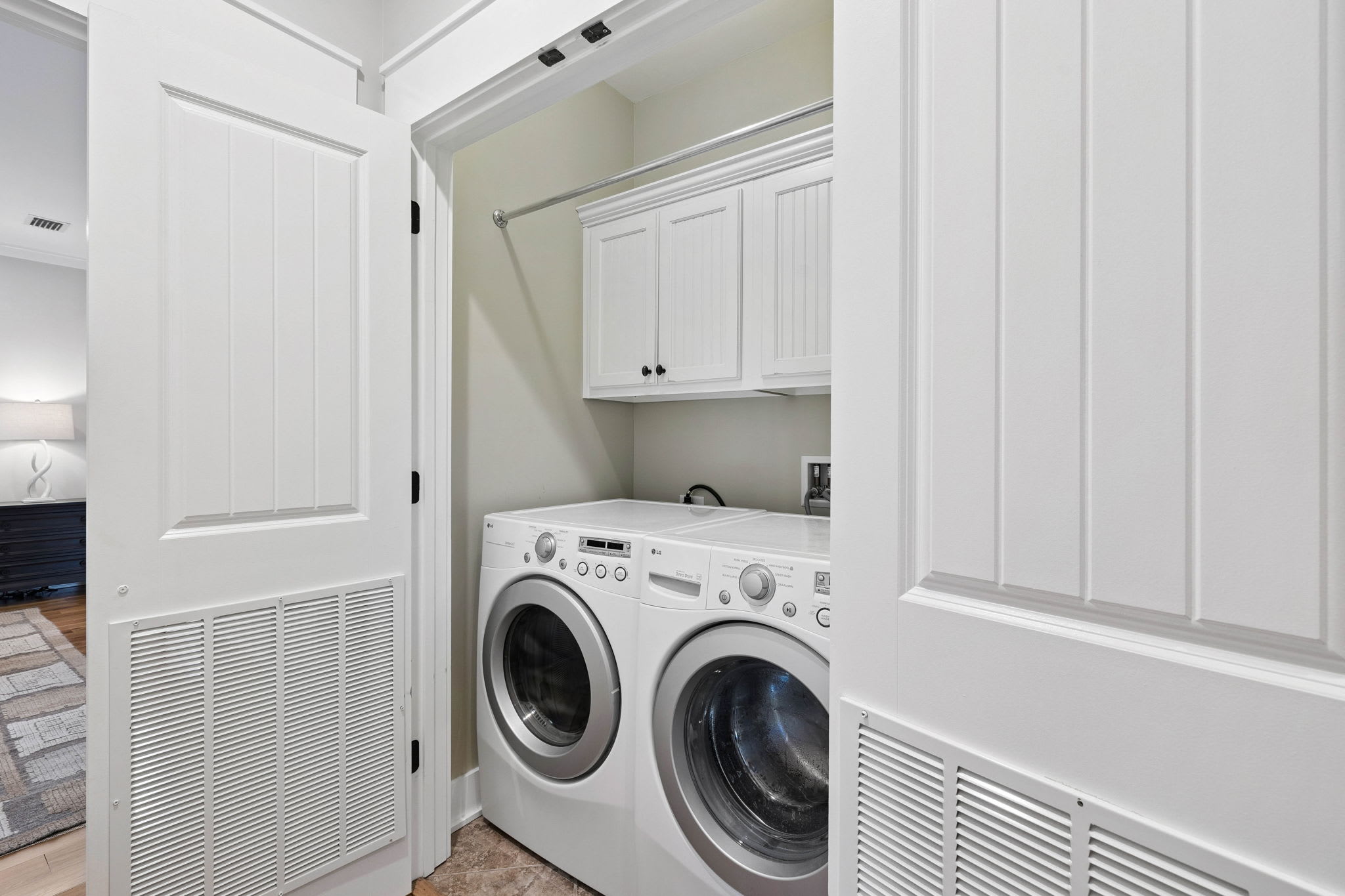 Full-Size Washer & Dryer