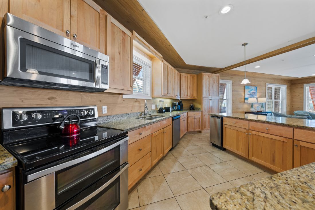 Summer Salt 3 Kitchen