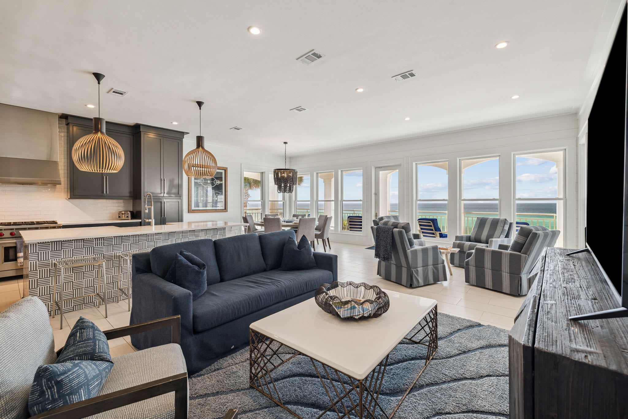 Spacious Living Area - Offering Panoramic Gulf Views