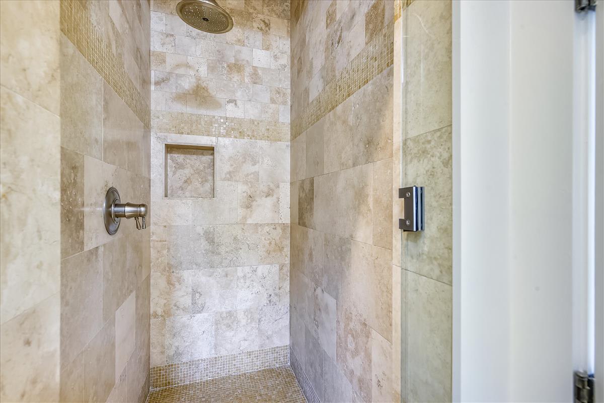 Primary King En-Suite - Walk-In Shower