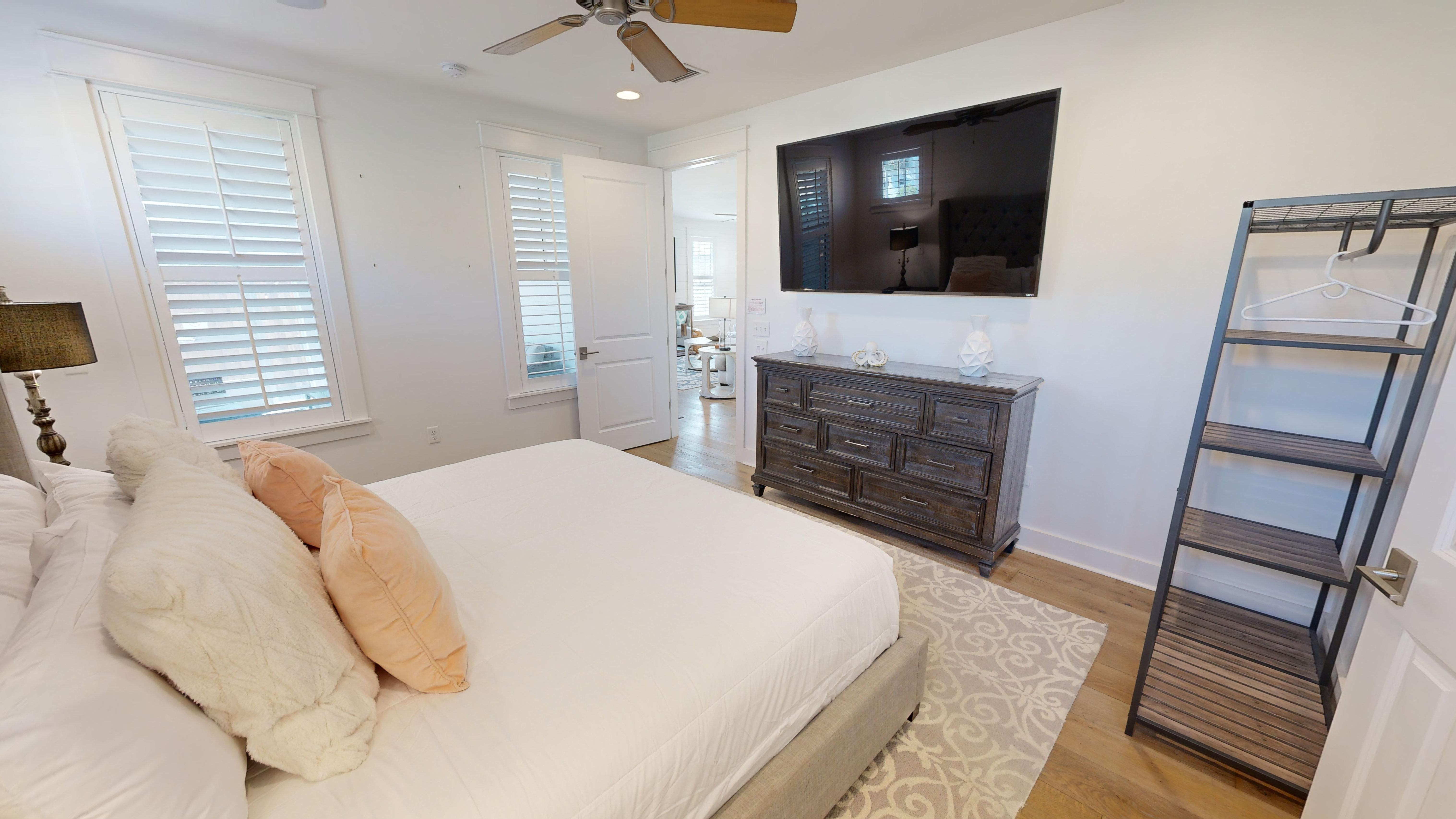 Master Bedroom (1st Floor)