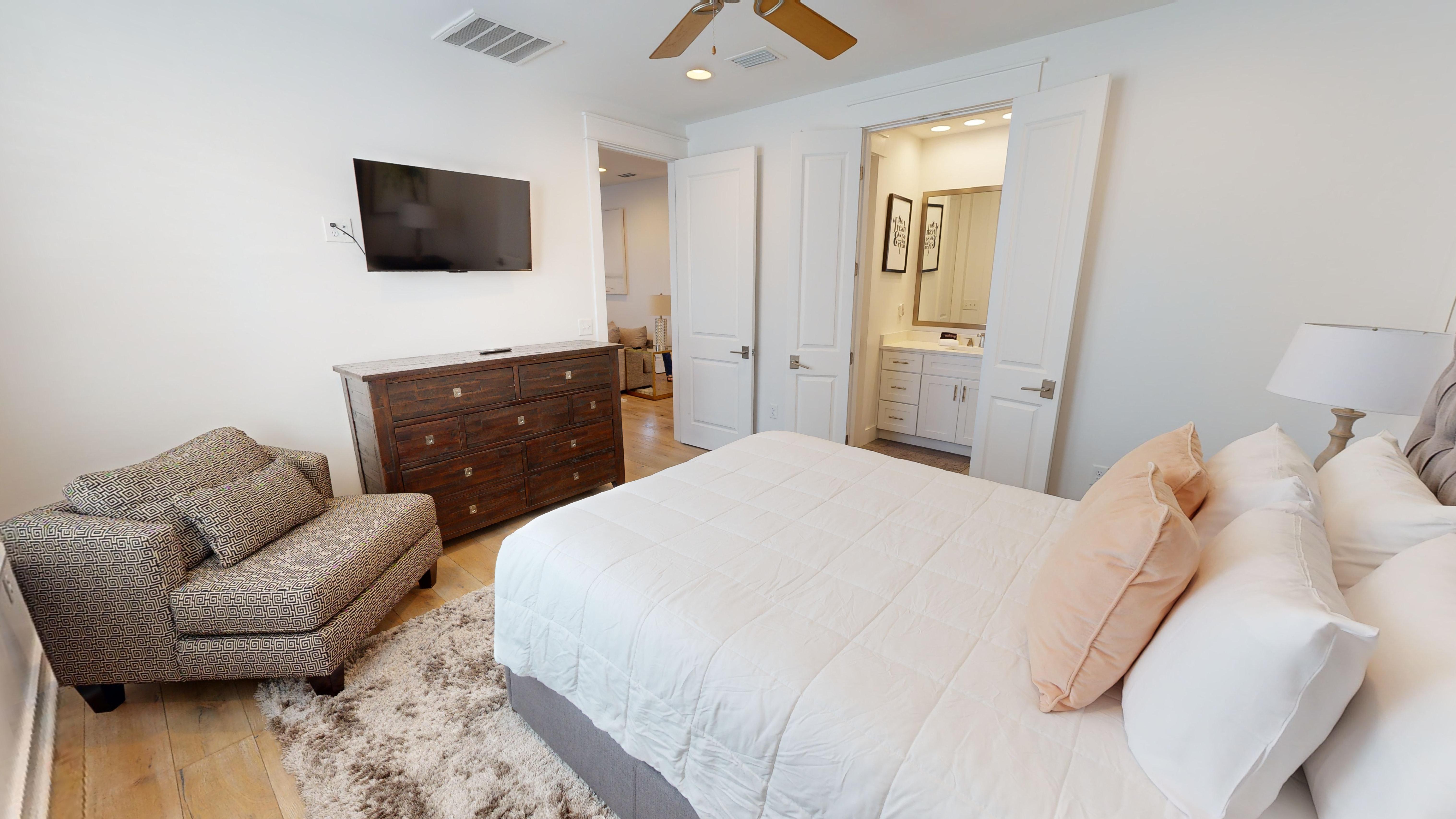 Guest Bedroom 1 (2nd Floor)