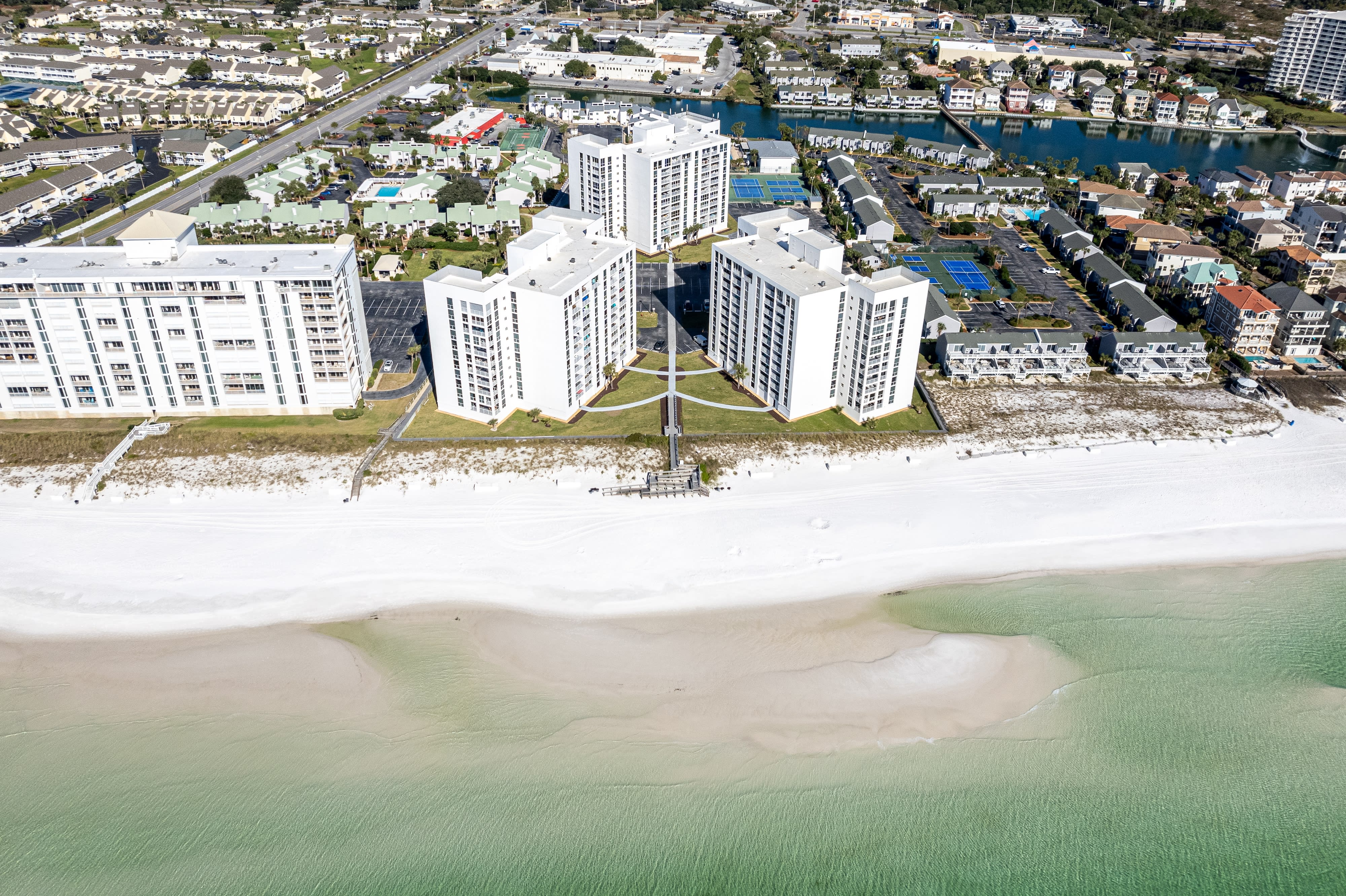 Shoreline Towers 2024-17