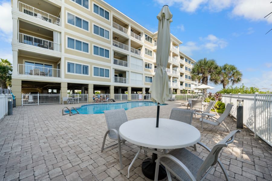 2 MK OUTDOOR POOL AREA