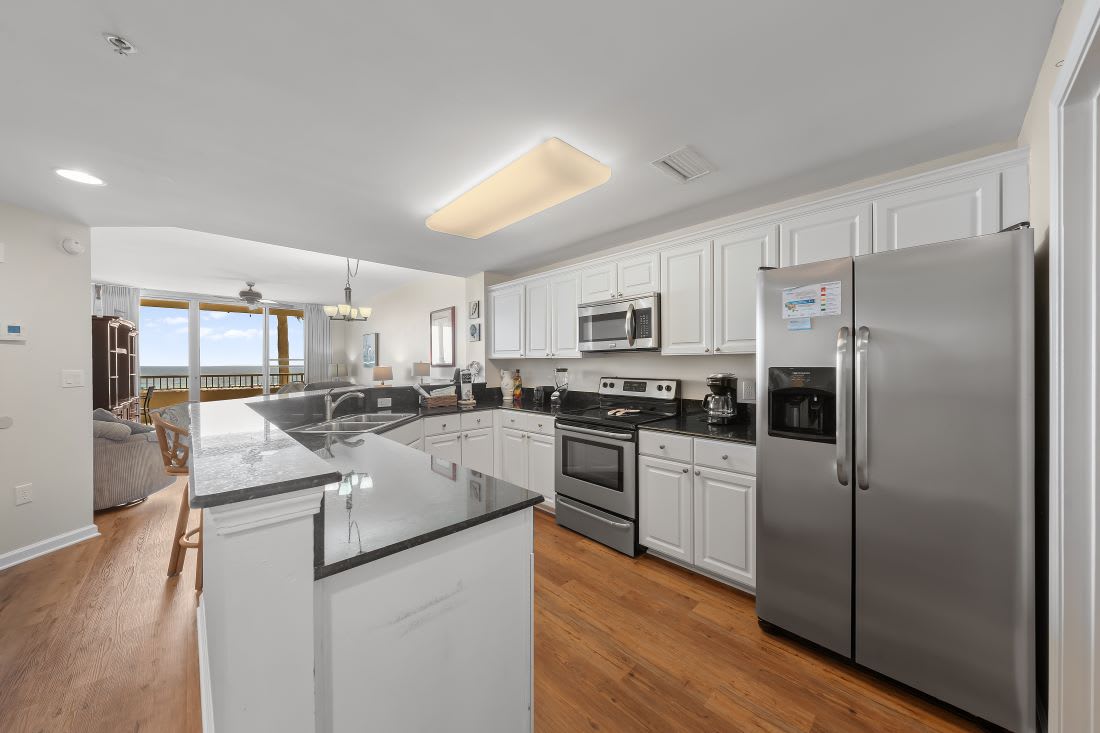 9 Beach Club 208C Kitchen