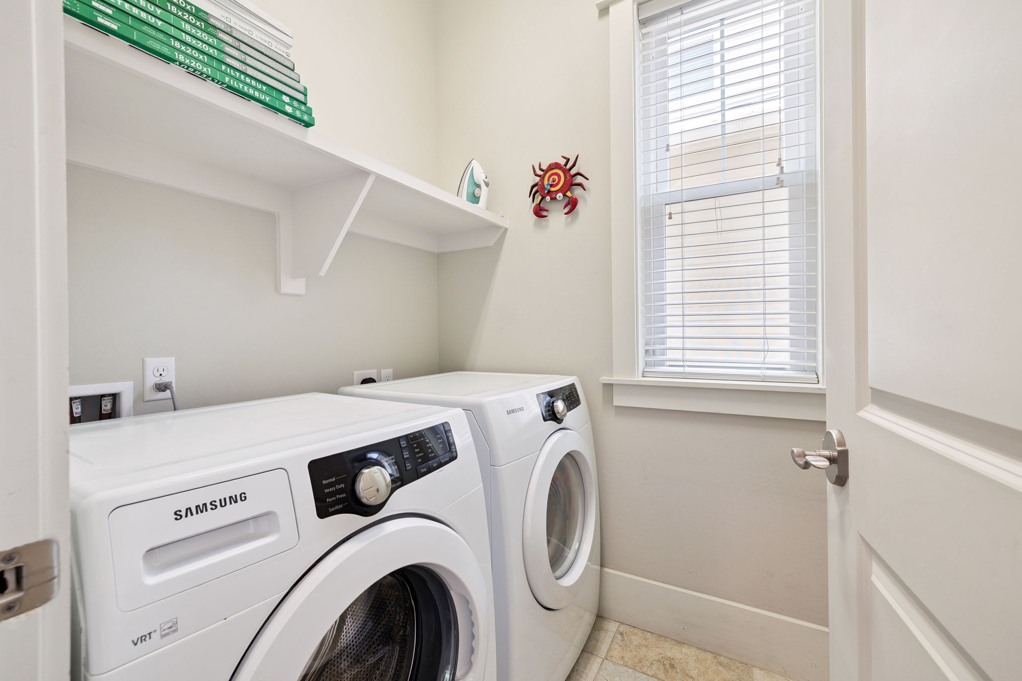 Full-Size Washer & Dryer