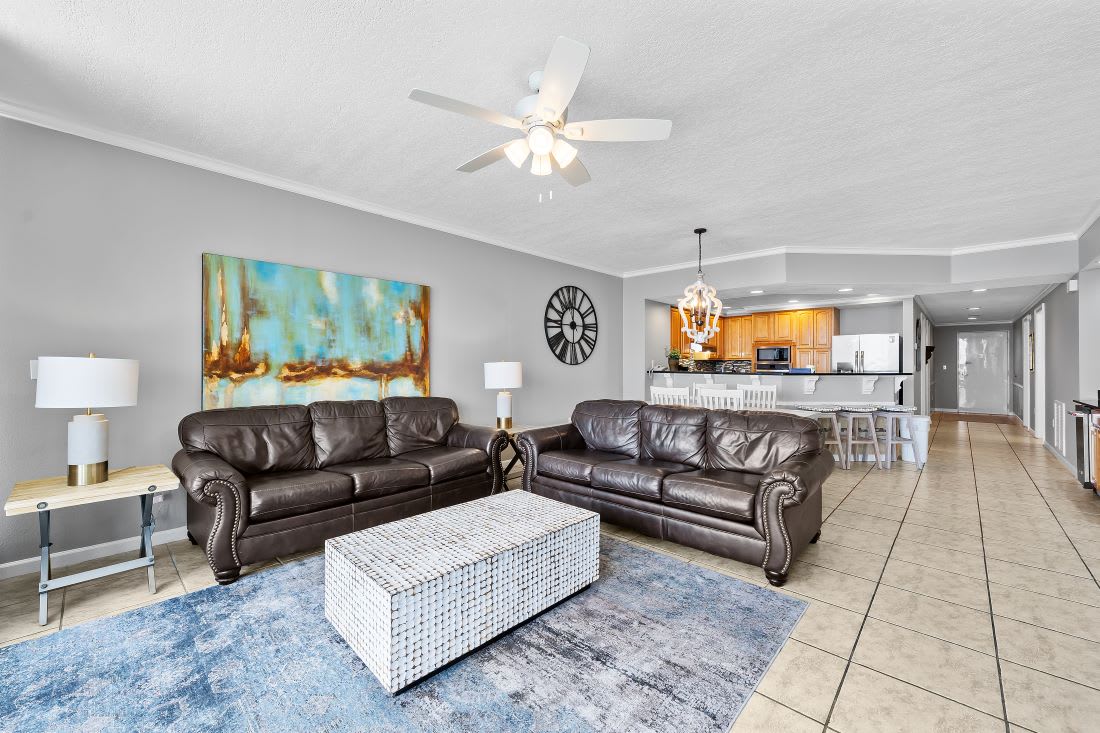 3 Colonnades 1202 Living Room