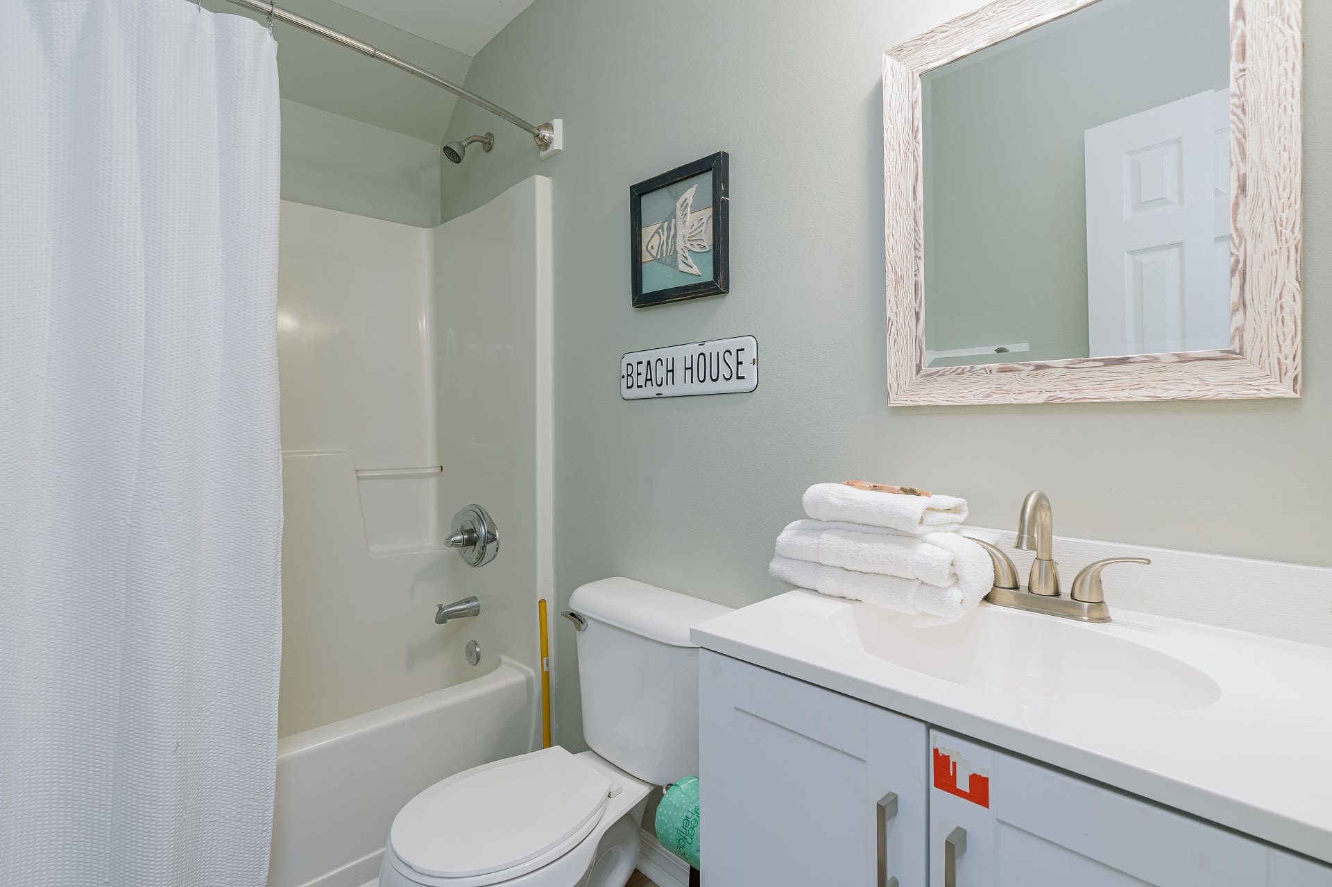 Endless Summer Bathroom 2